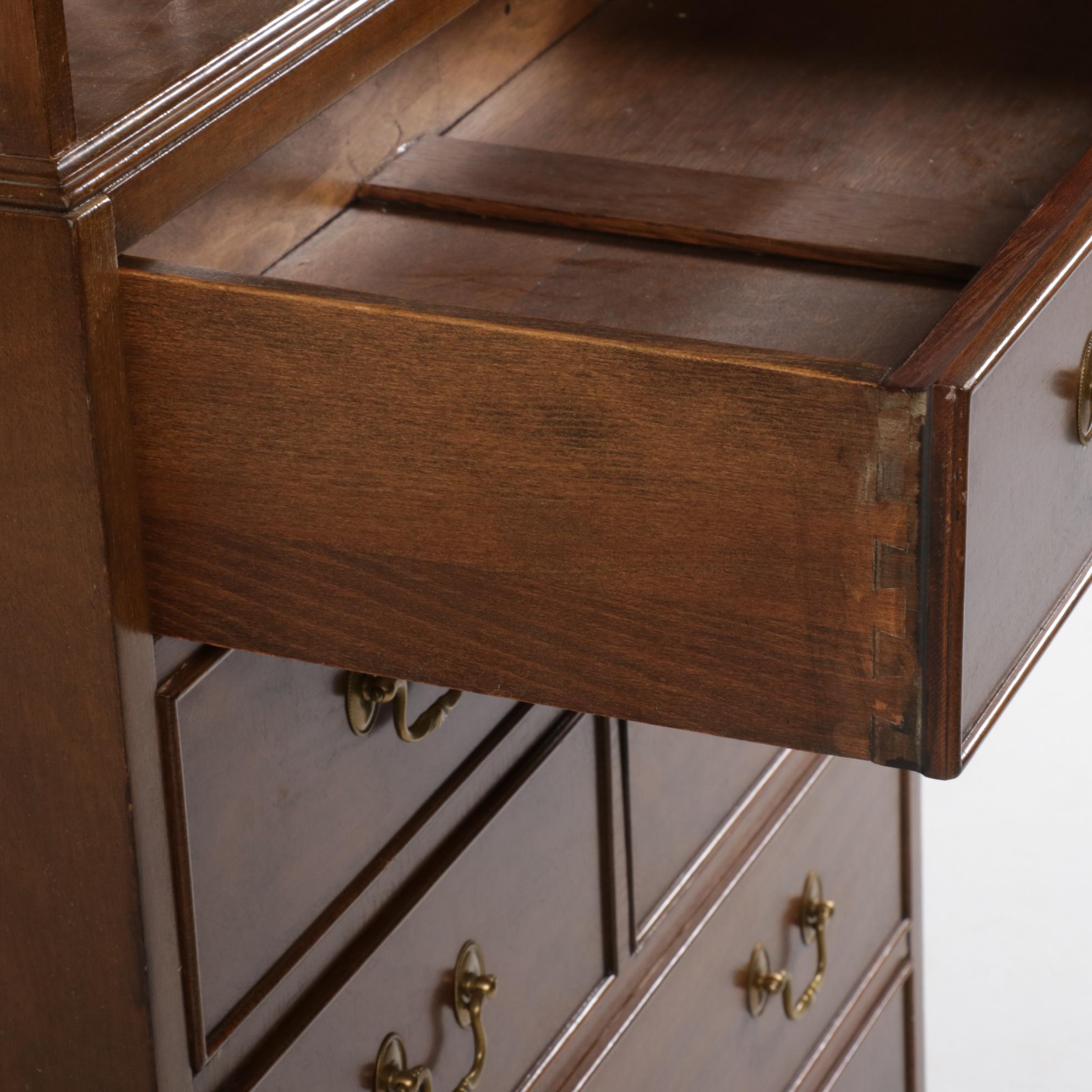 Sligh George III Style Mahogany Chest of Drawers
