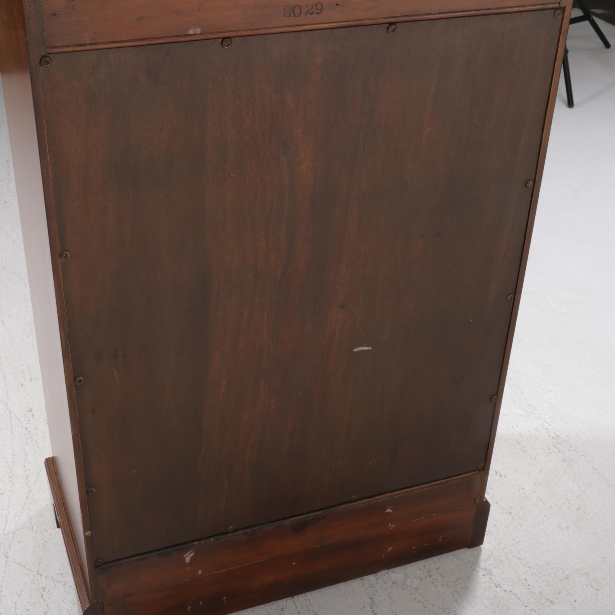 Sligh George III Style Mahogany Chest of Drawers