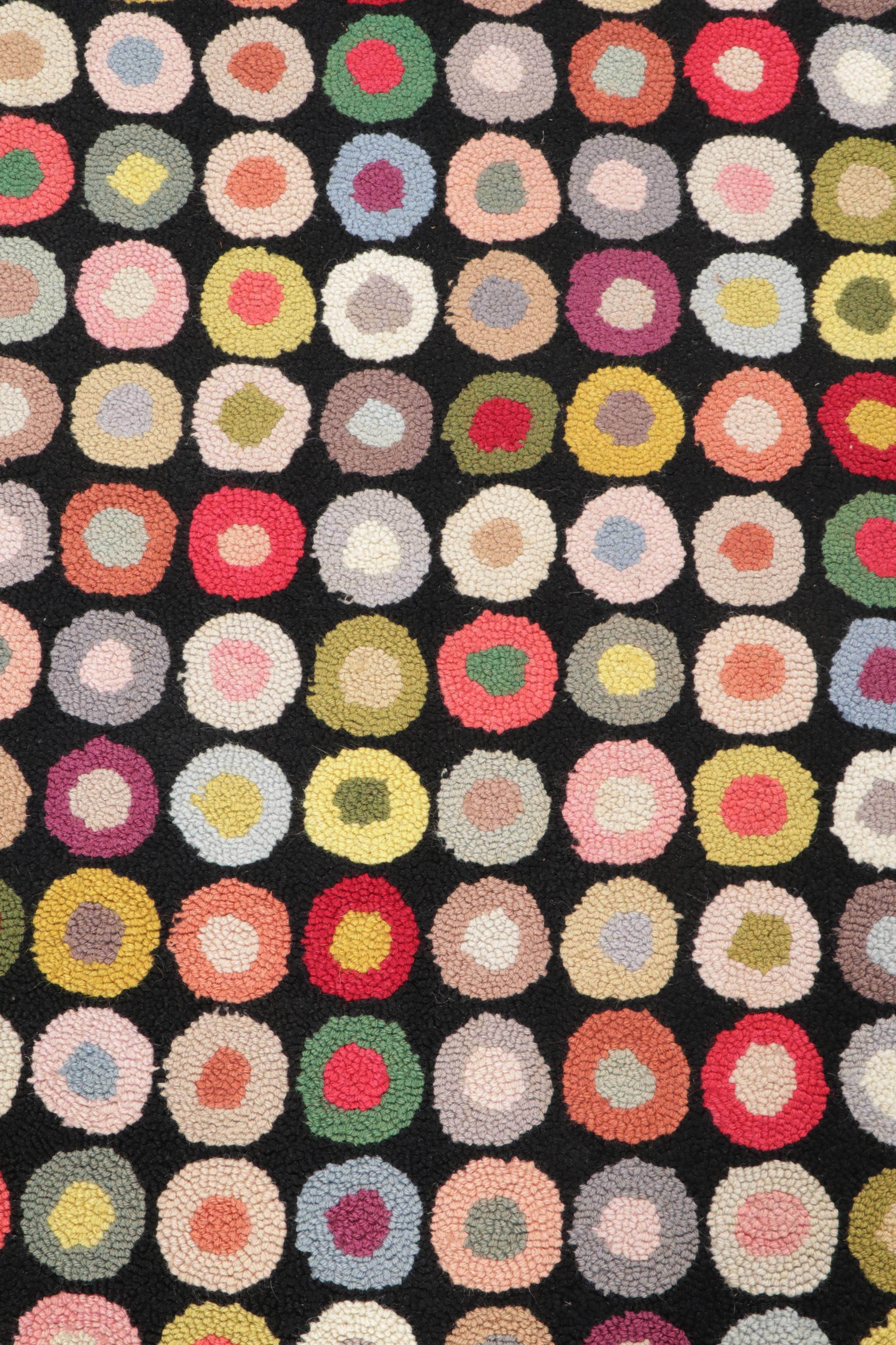 2' x 3' Hand-Hooked Claire Murray "Button" Accent Rug