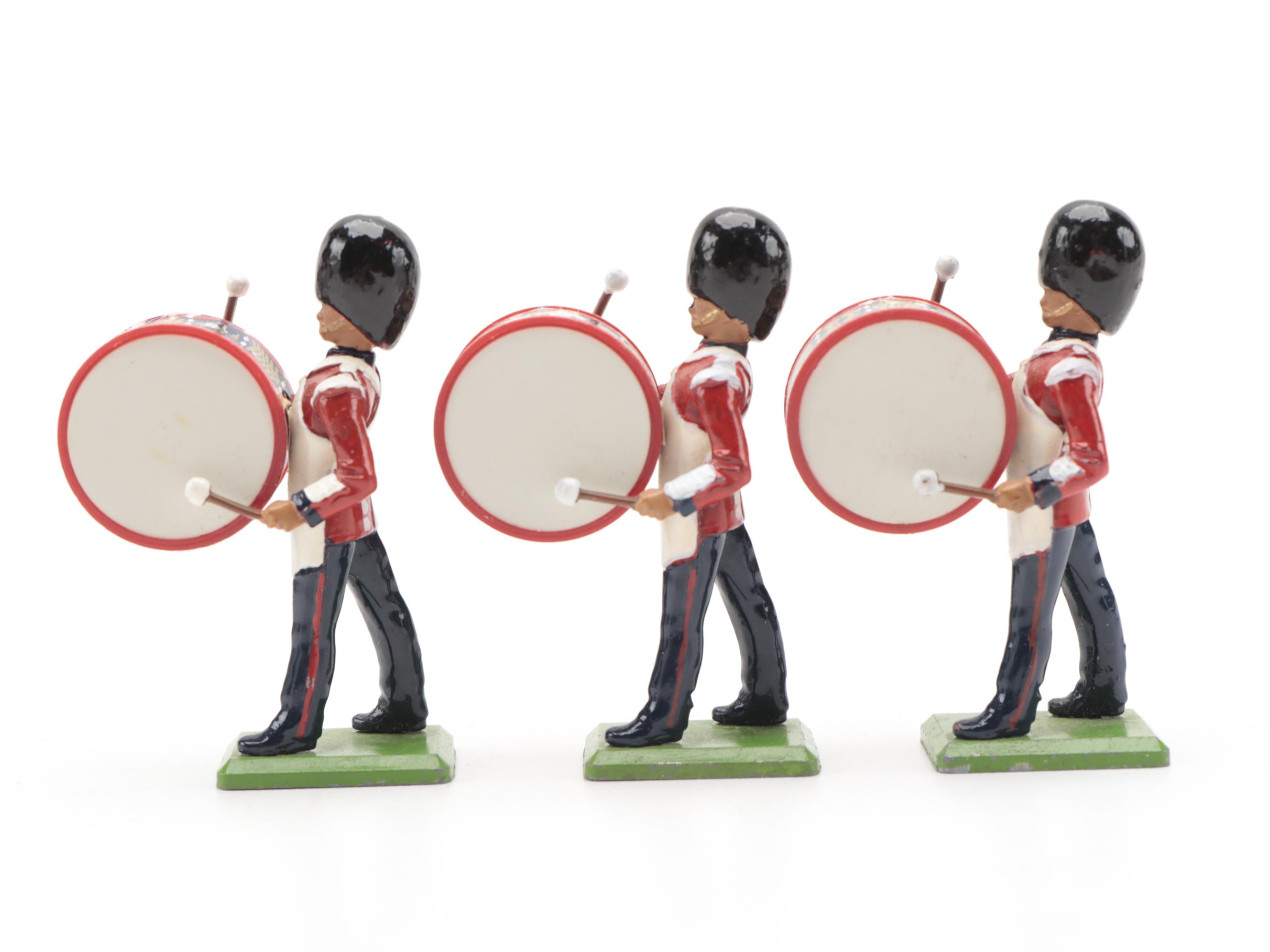 W. Britain Limited Diecast British Soldier and Yeoman Warder Figurines