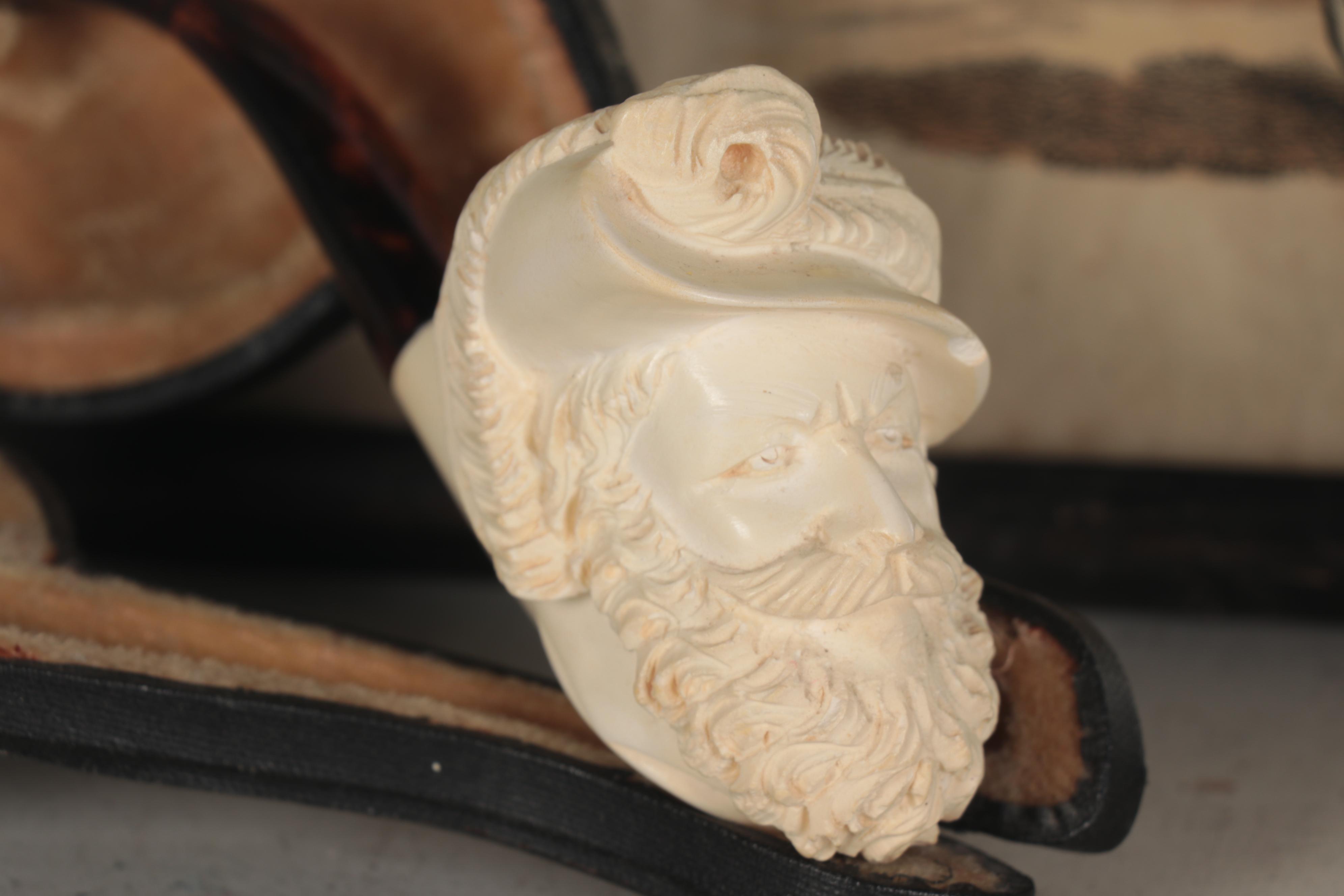 Engraving of Lieut. General Sir Ralph Abercrombie with Mirror and Pipe