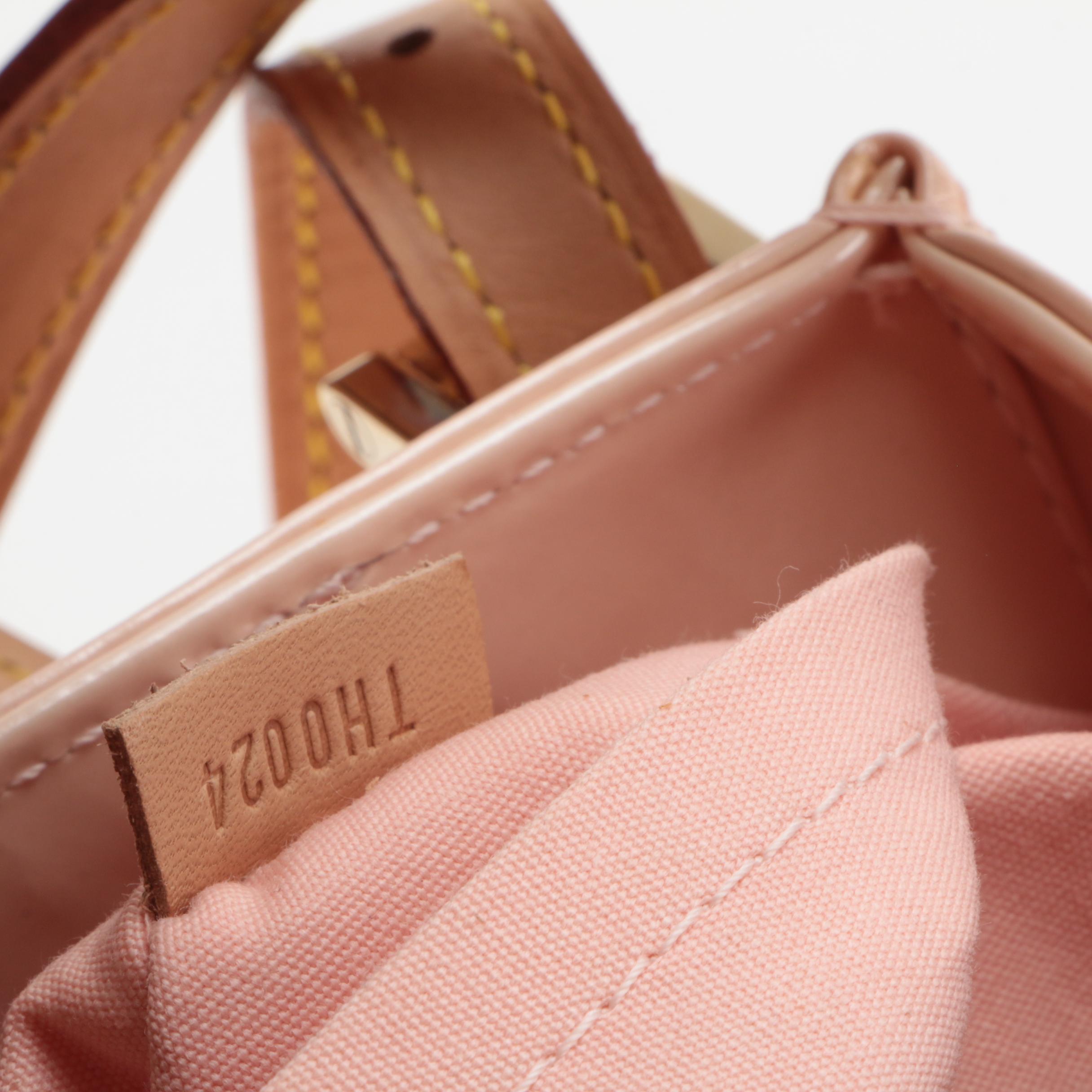 Louis Vuitton Biscayne Bay GM Shoulder Bag in Marshmallow Monogram Vernis