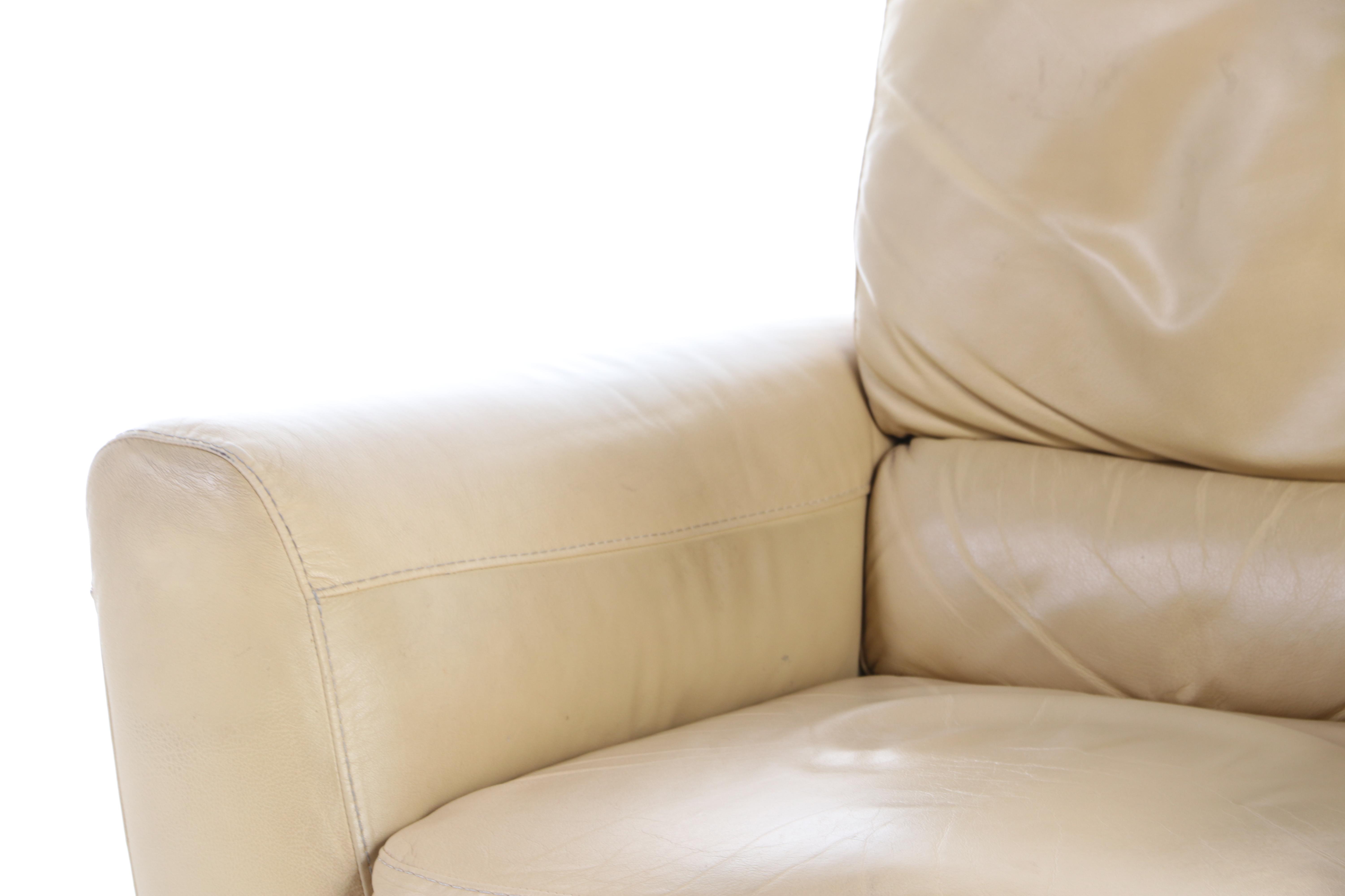 Natuzzi Leather Recliner Lounge Chair