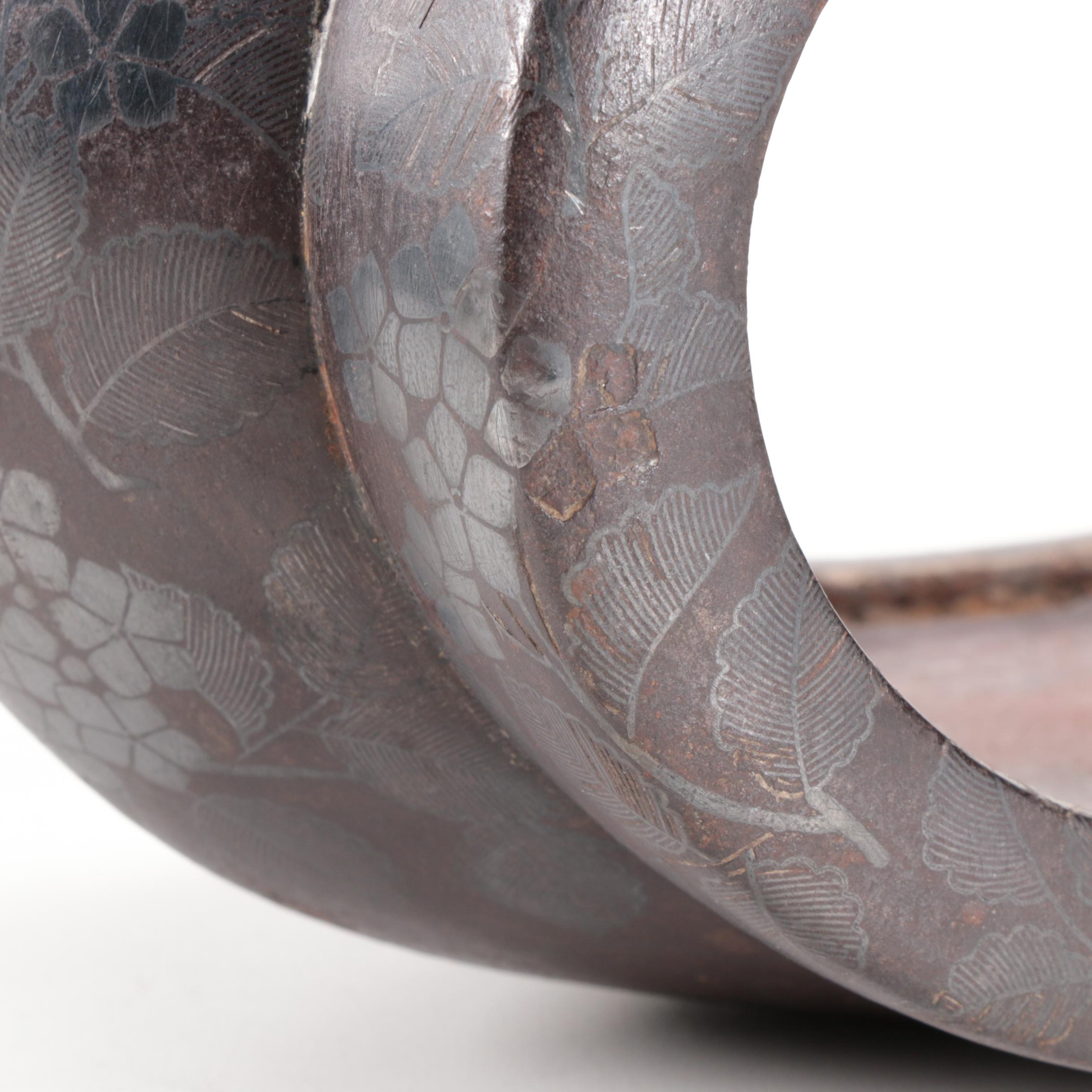 Japanese Iron and Lacquerware Samurai Abumi Stirrups, Edo Period