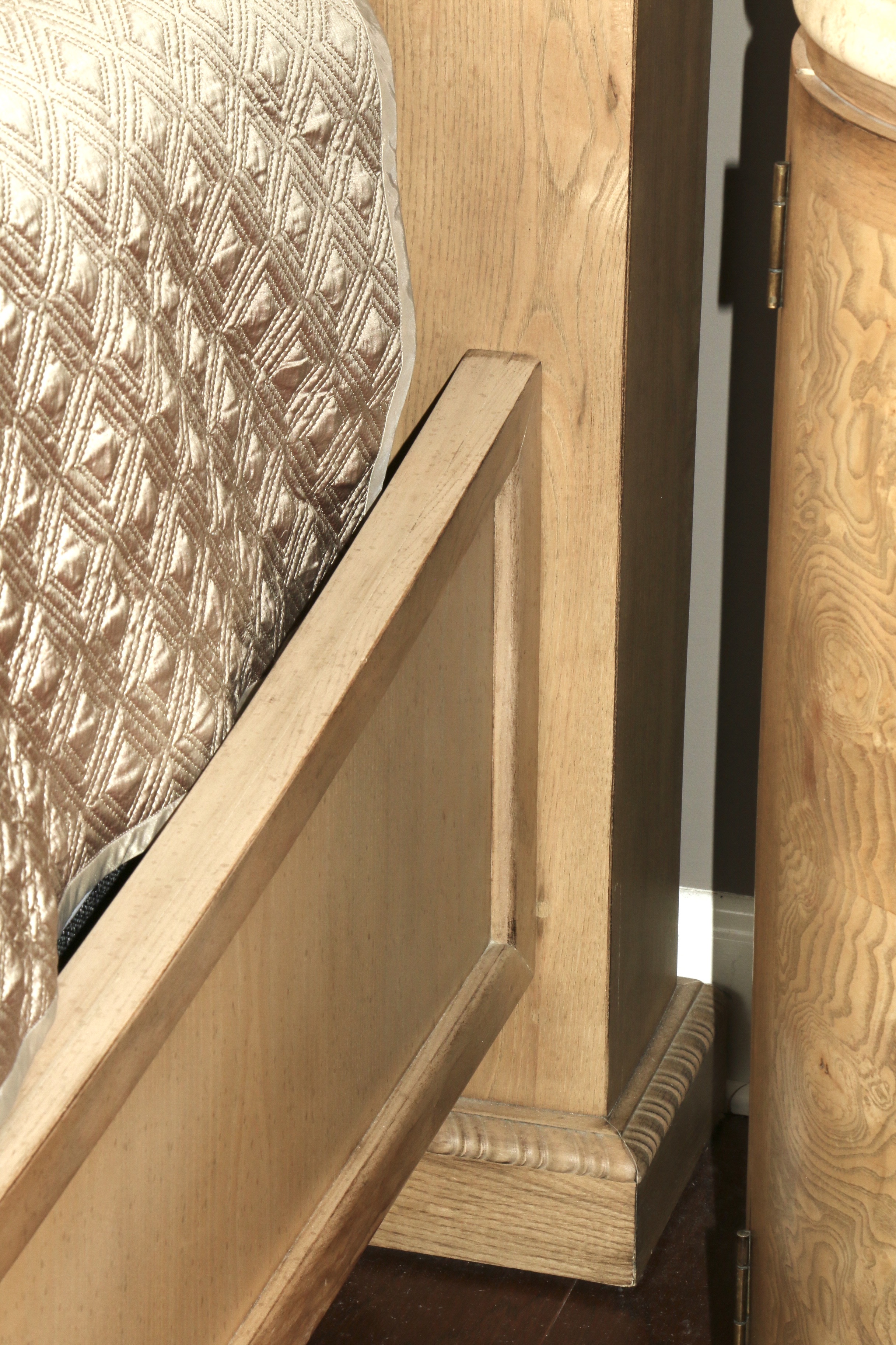 Drexel-Heritage "Insignia" Ash and Burl Wood King Size Bed with Bedding