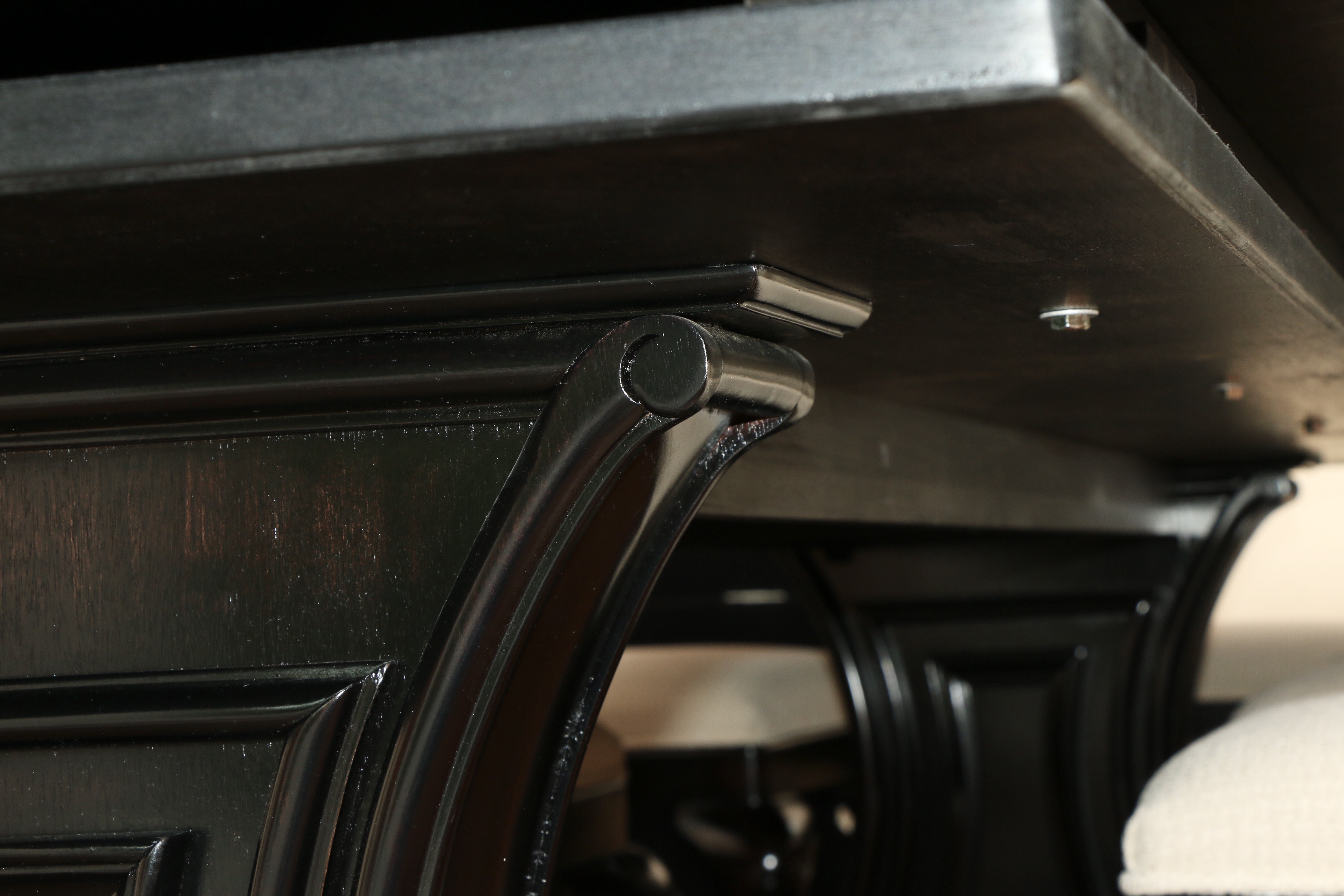 Drexel-Heritage Postobello "Ponte" Black Dining Table and Chairs