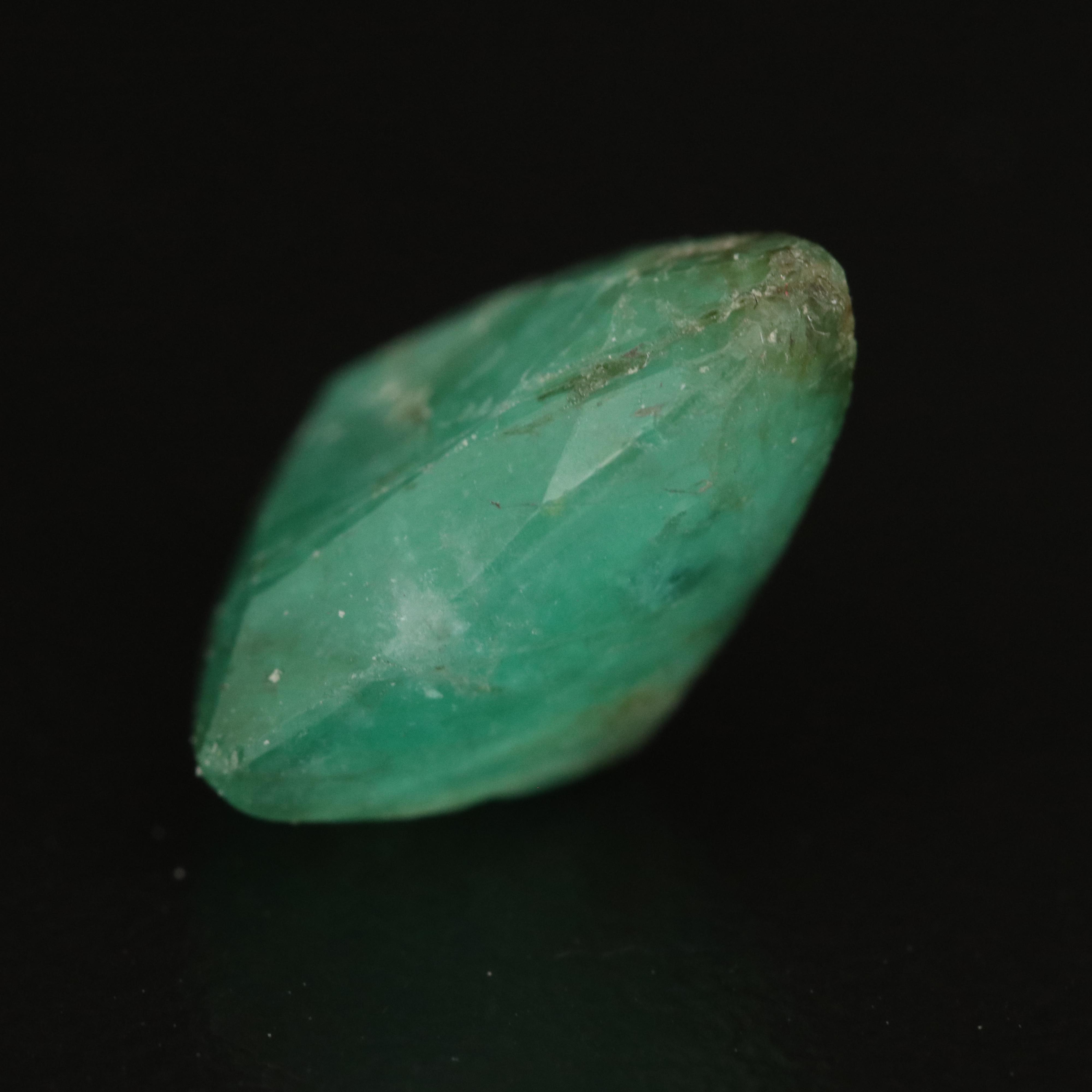 Loose 5.45 CT Trillion Faceted Beryl