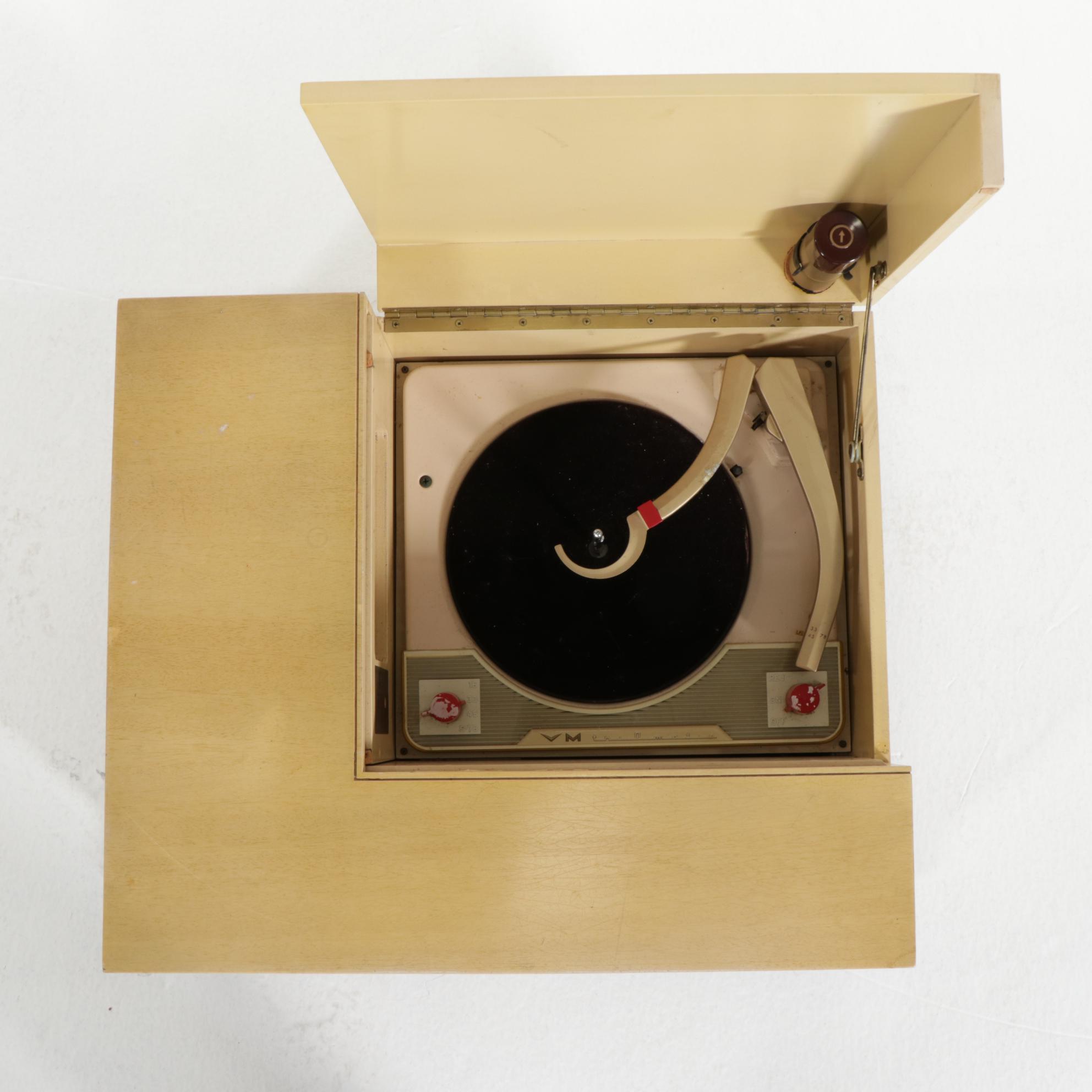 V-M Tri-O-Matic Model 560A Record Player, Mid 20th Century