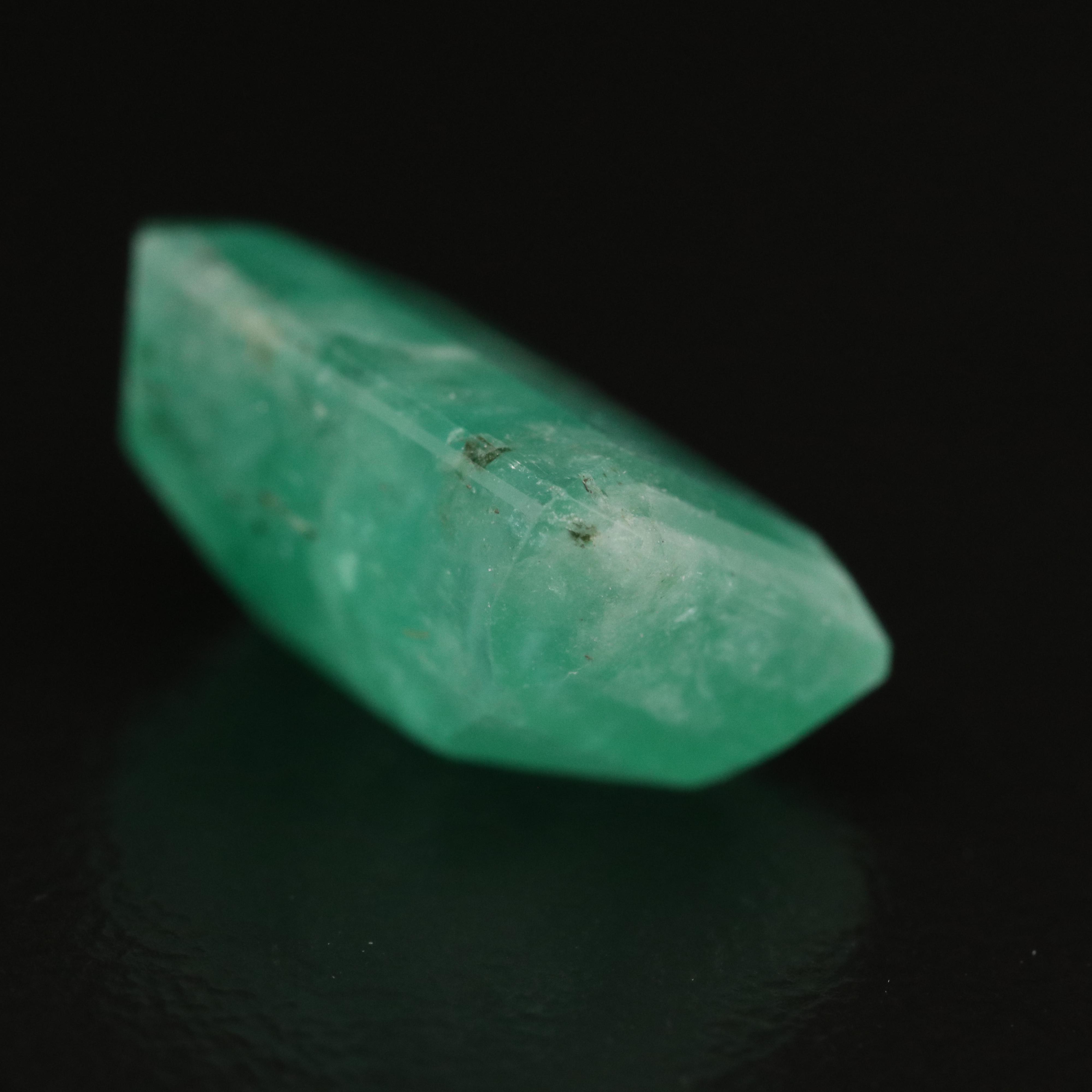 Loose 8.22 CT Cut Cornered Rectangular Beryl