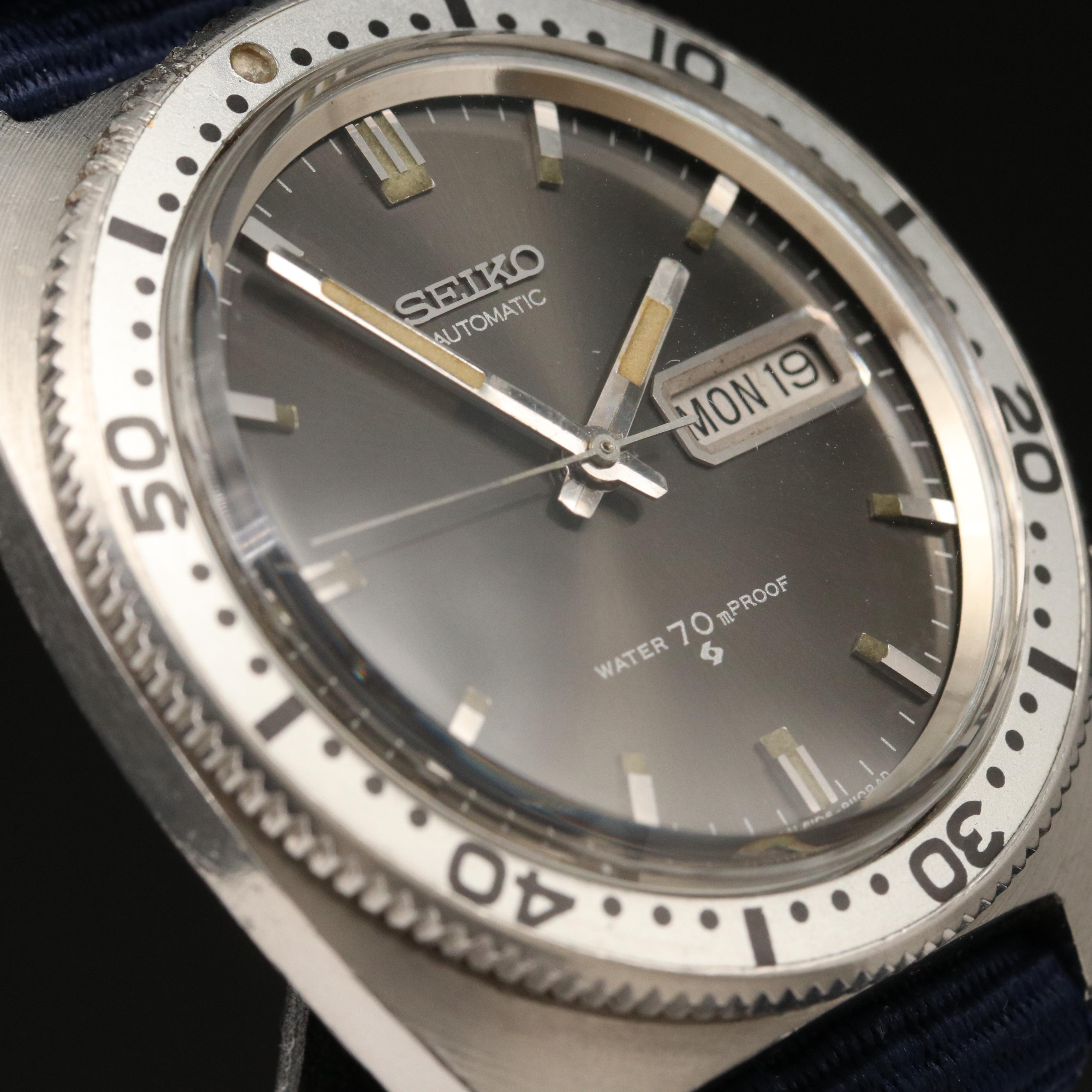 1968 Seiko 6106-8100 Sports-Diver Stainless Steel Automatic Watch