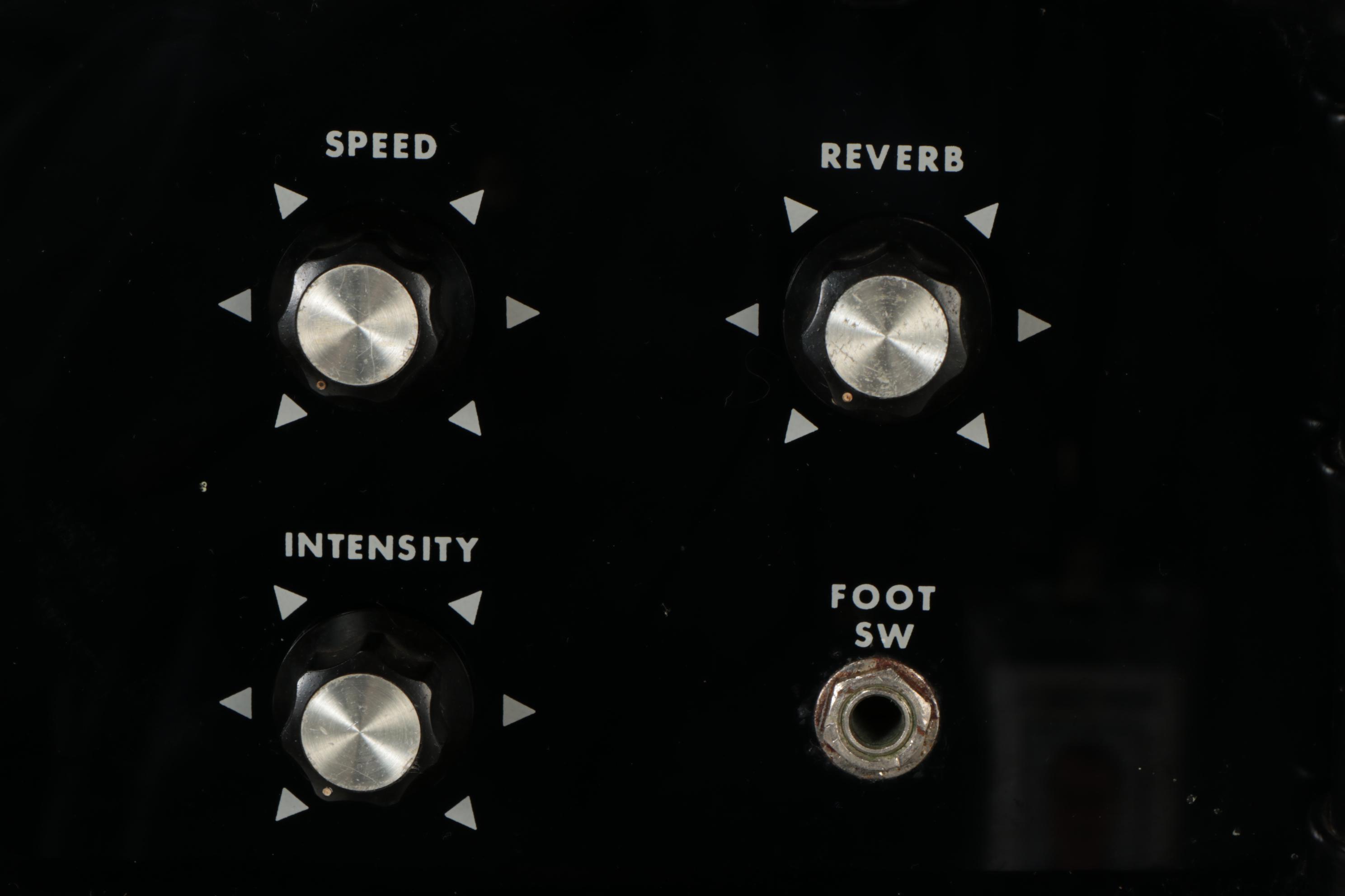 Kustom K 100-2 "Tuck And Roll" Guitar Amplifier