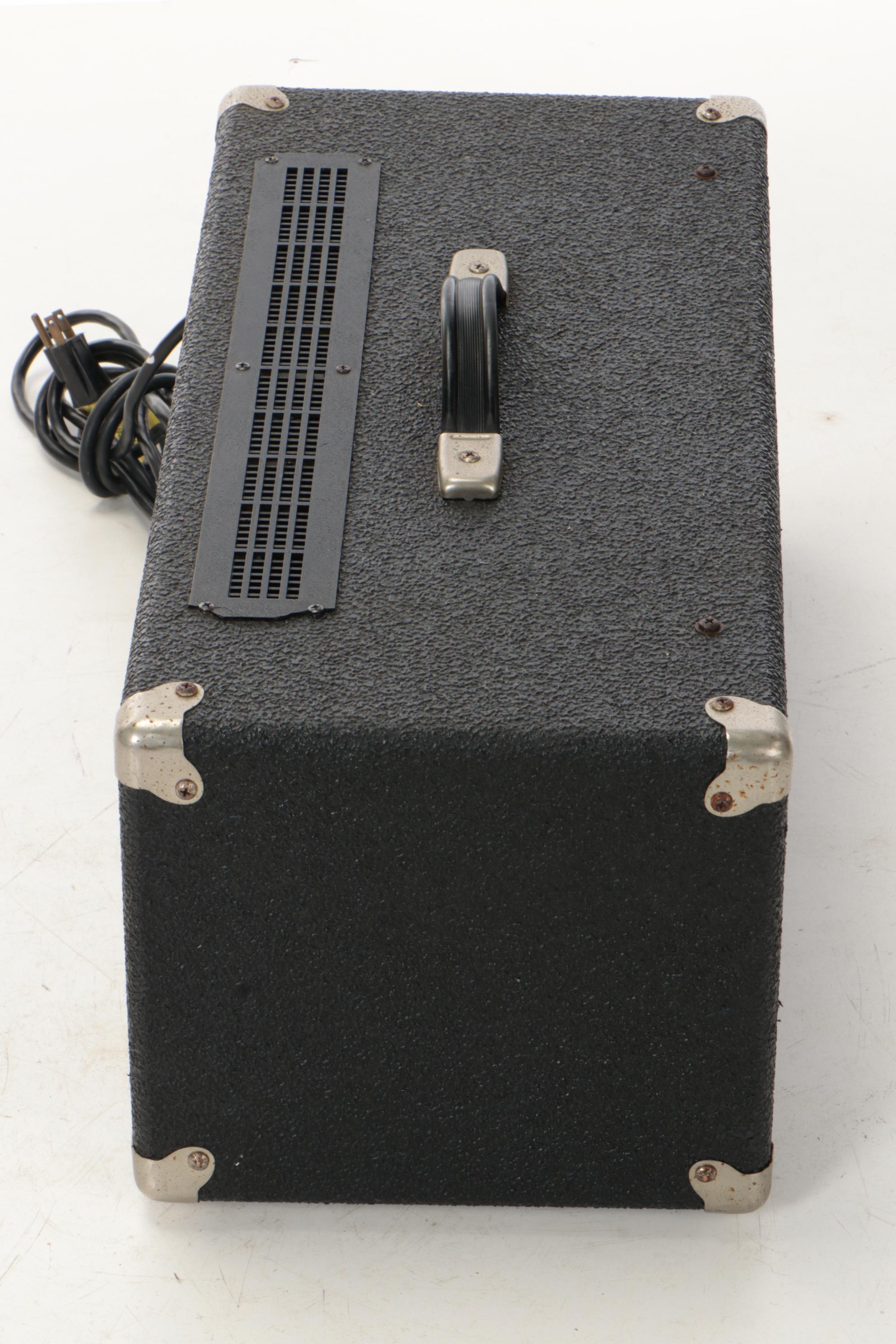 Peavey XR-600B Powered Mixer