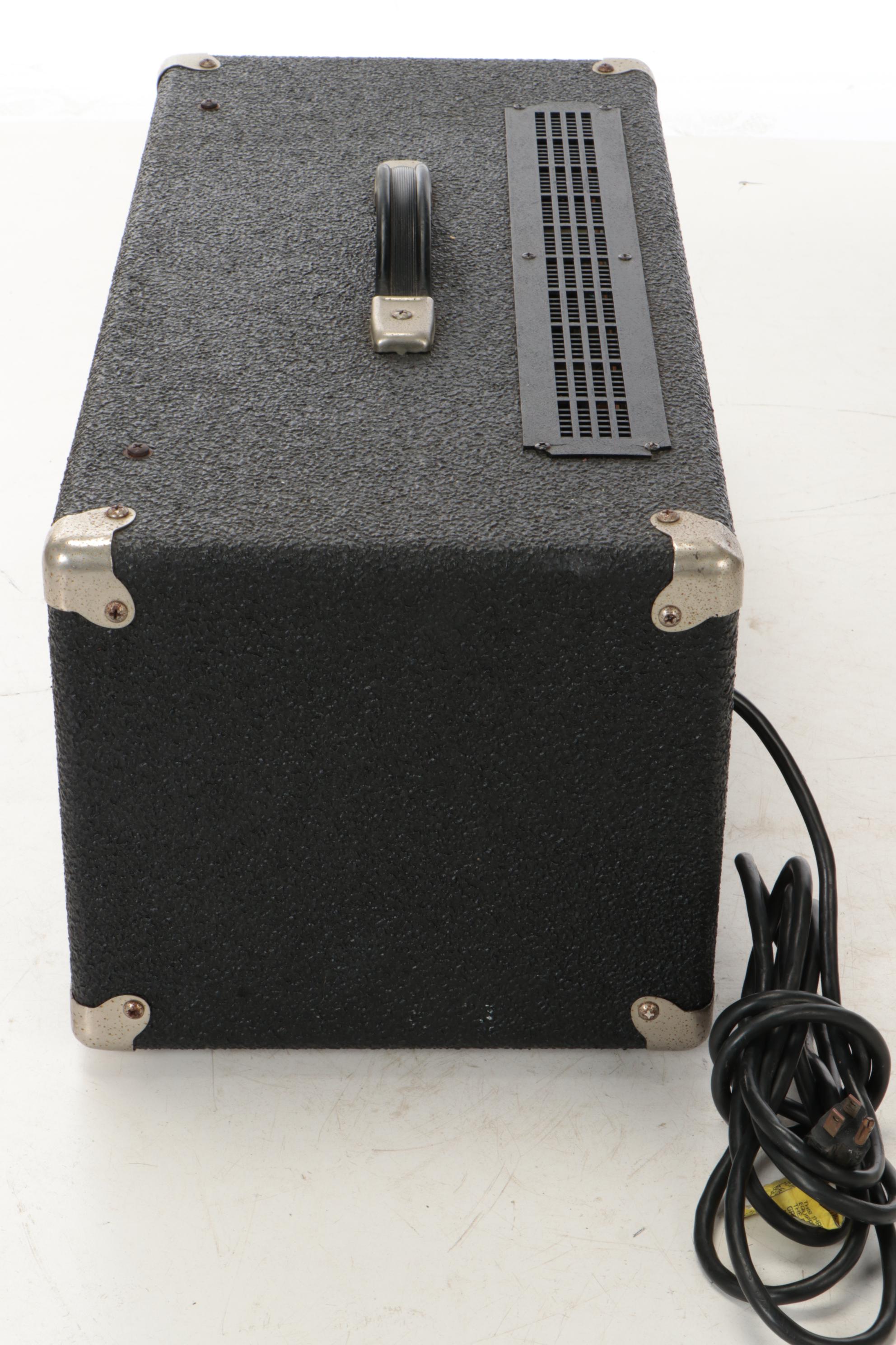 Peavey XR-600B Powered Mixer