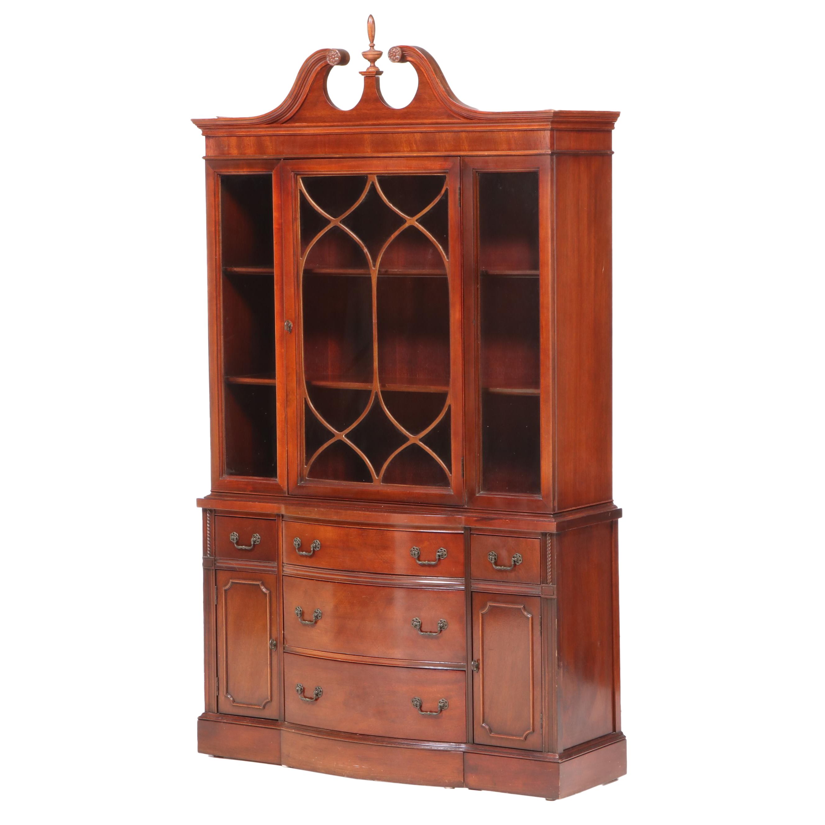 Mengel Furniture Federal Style Mahogany China Cabinet, 20th Century