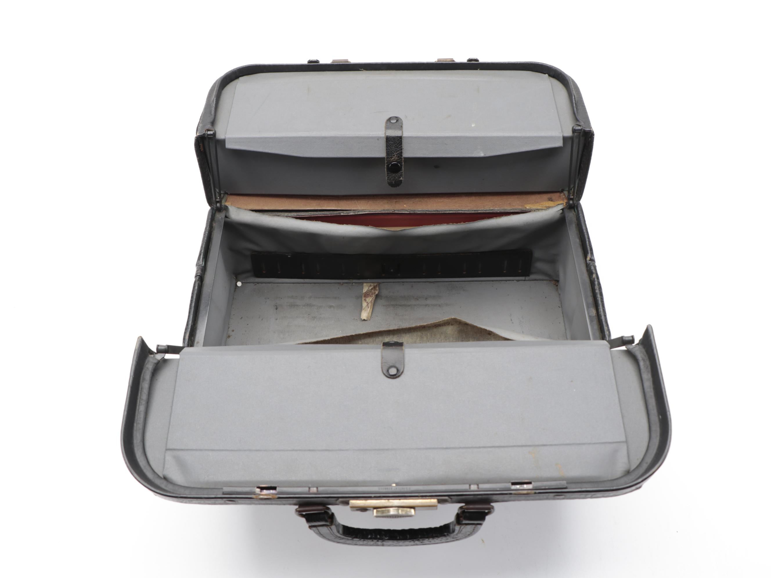 Schell Leather Company "Emdee" Doctor Bag in Top Grain Cowhide, Mid-20th Century