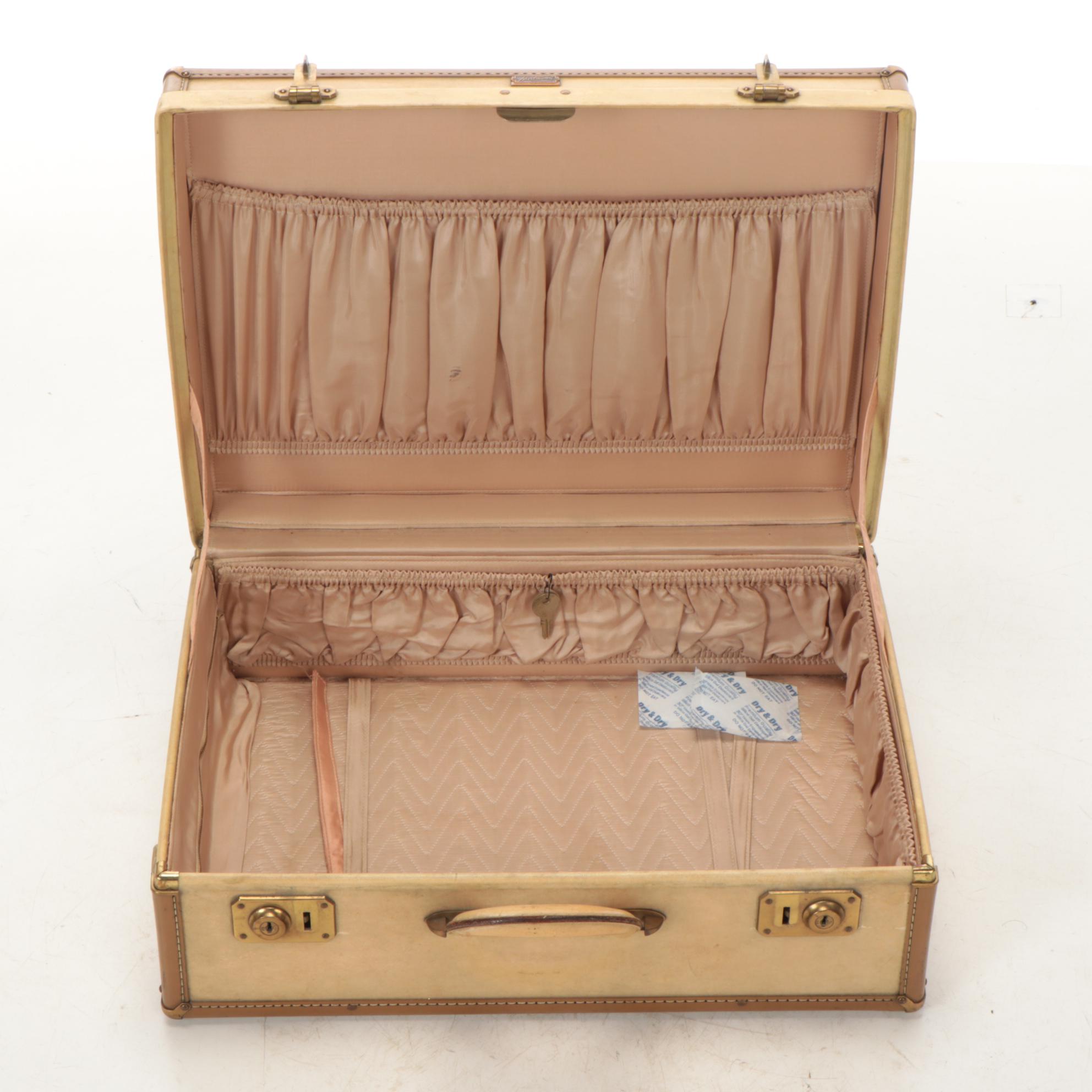 Hartmann Skymate Series 938 Three-Piece Luggage Set in Rawhide