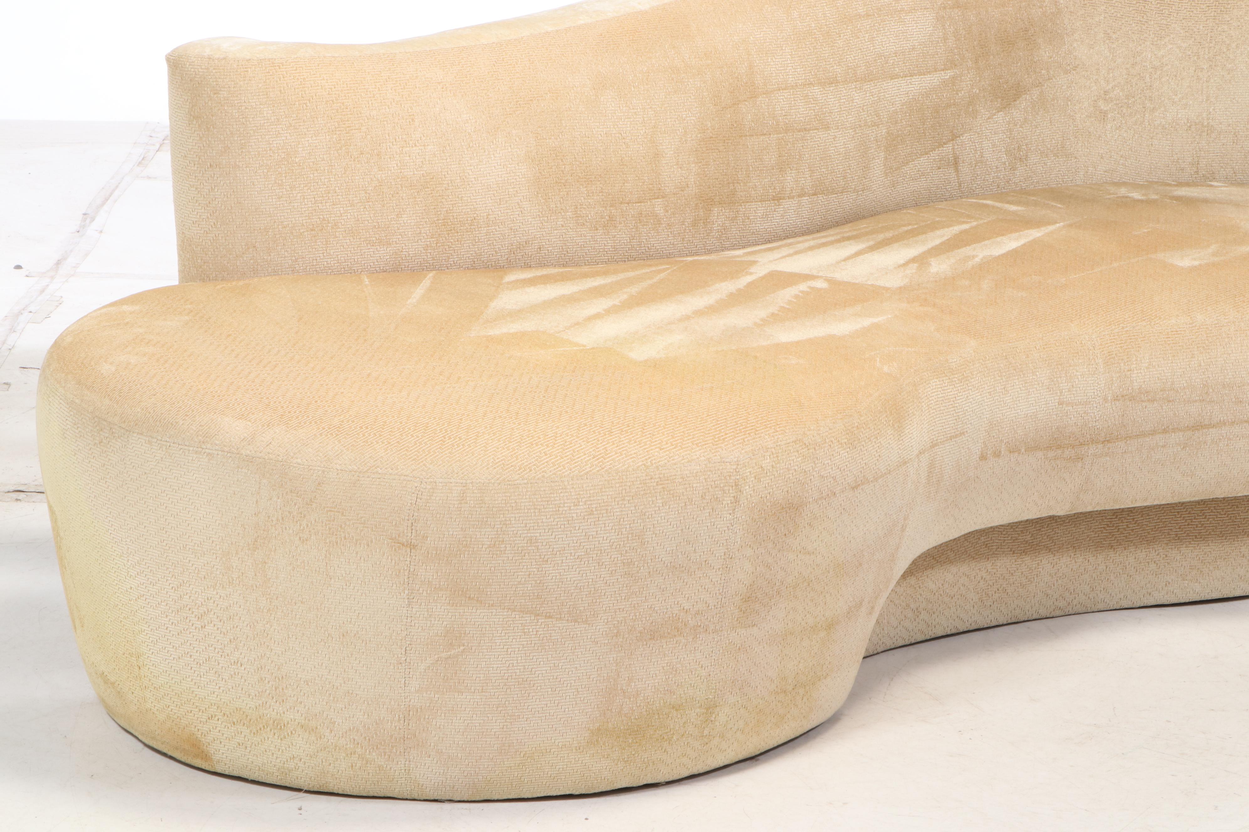 Contemporary Kidney Shaped Chenille Upholstered Sofa