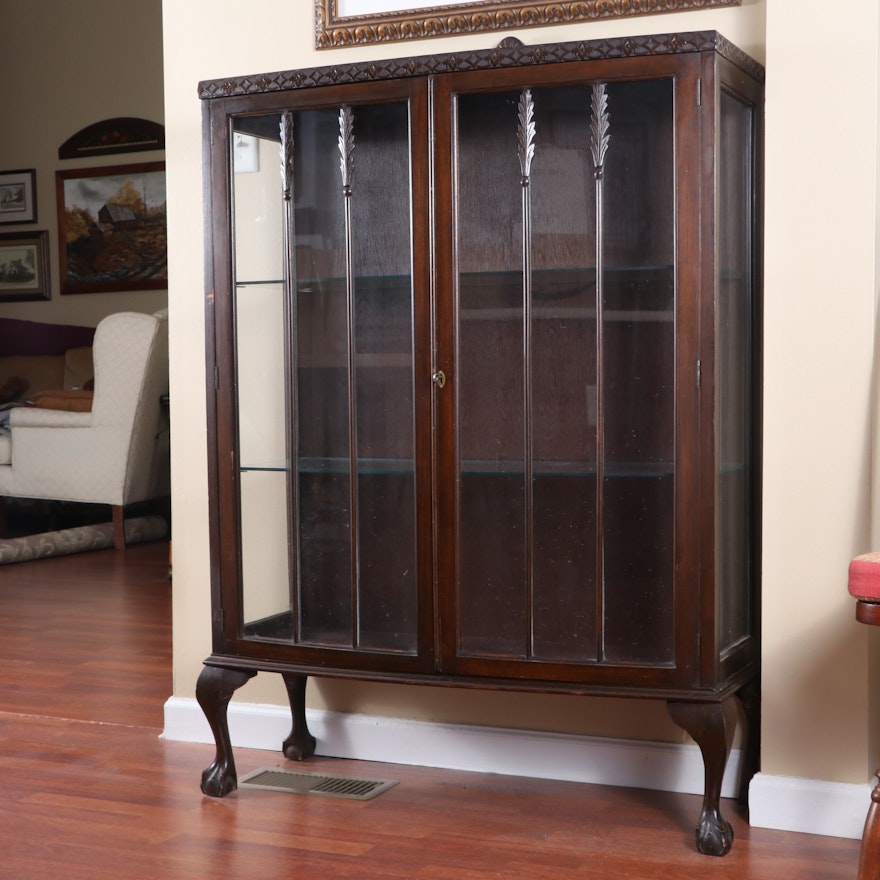 Queen Anne Style Walnut-Finished Wooden Display Cabinet, Early to Mid 20th C.