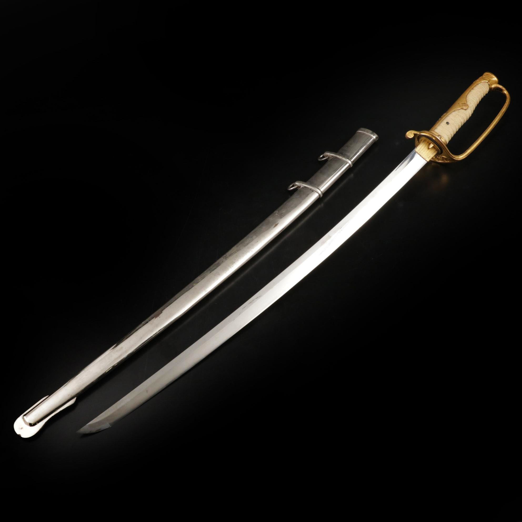 Japanese Army Officer's Grade Kyū-Guntō Sword