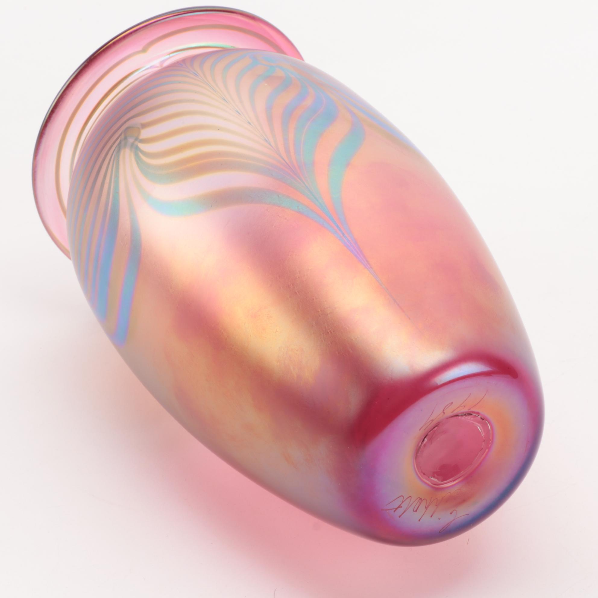 Robert Eickholt Handblown Iridescent Pulled Feather Art Glass Vase, 1984