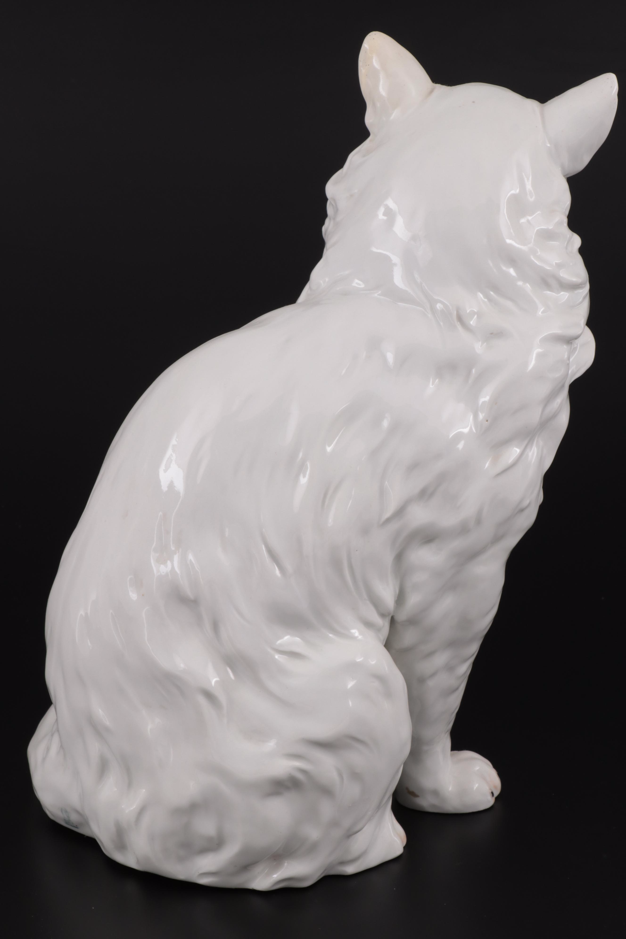 Carl Thieme Potschapple Cat Figurine, Early to Mid 20th Century