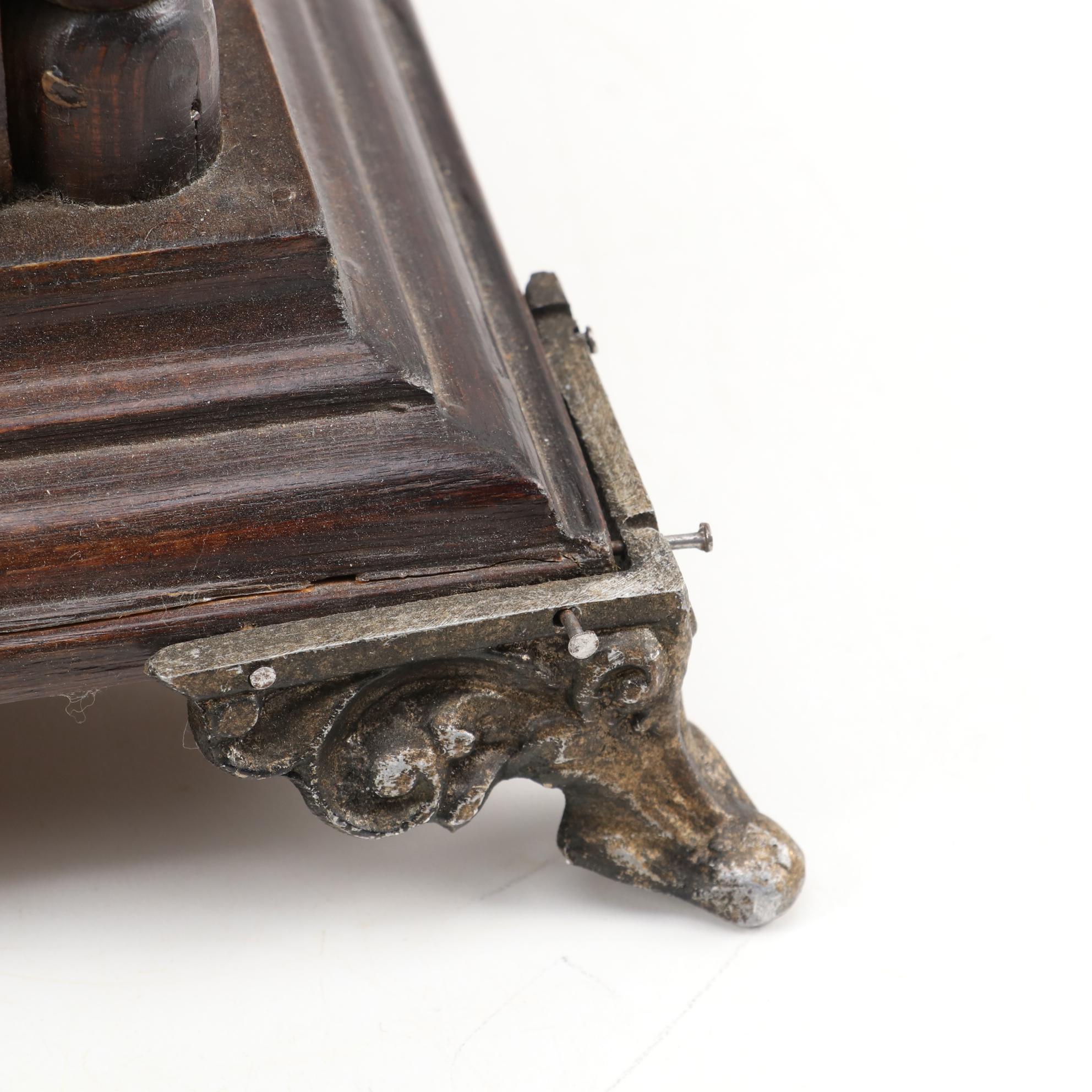 Tabletop Gramophone with Parlophone Lindex-301 Soundbox