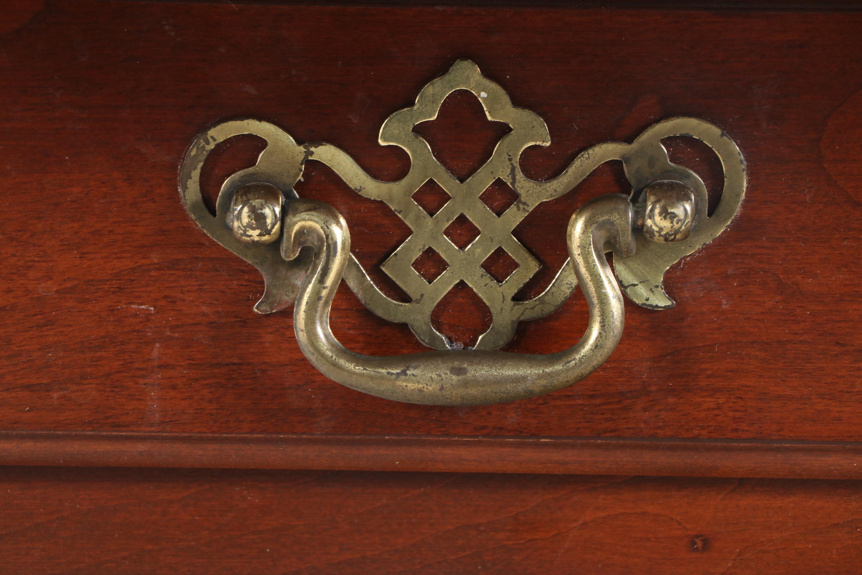 Knob Creek Queen Anne Style Cherry Side Table, Late 20th Century