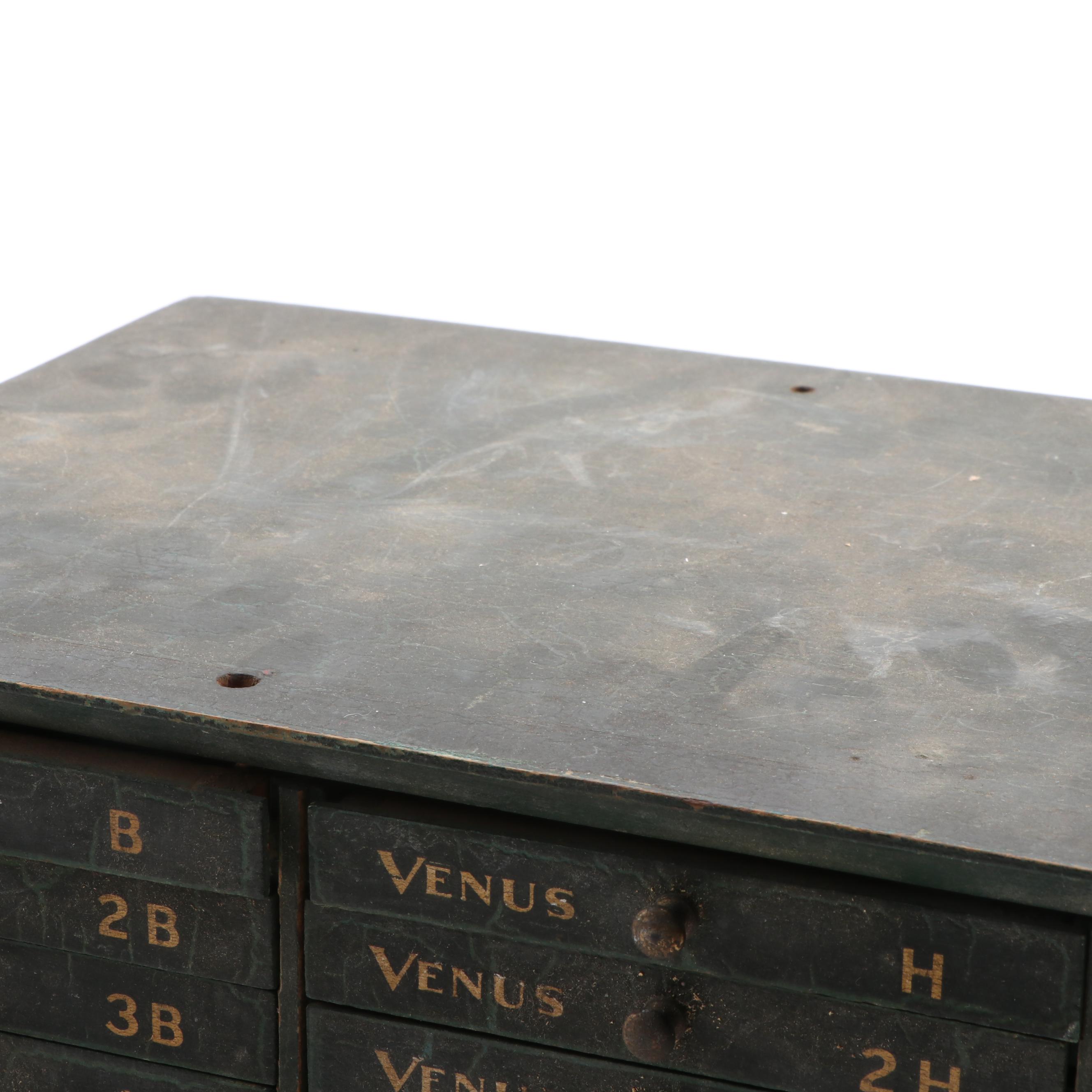 Venus Drawing Pencils Wooden Display Case with 18 Drawers