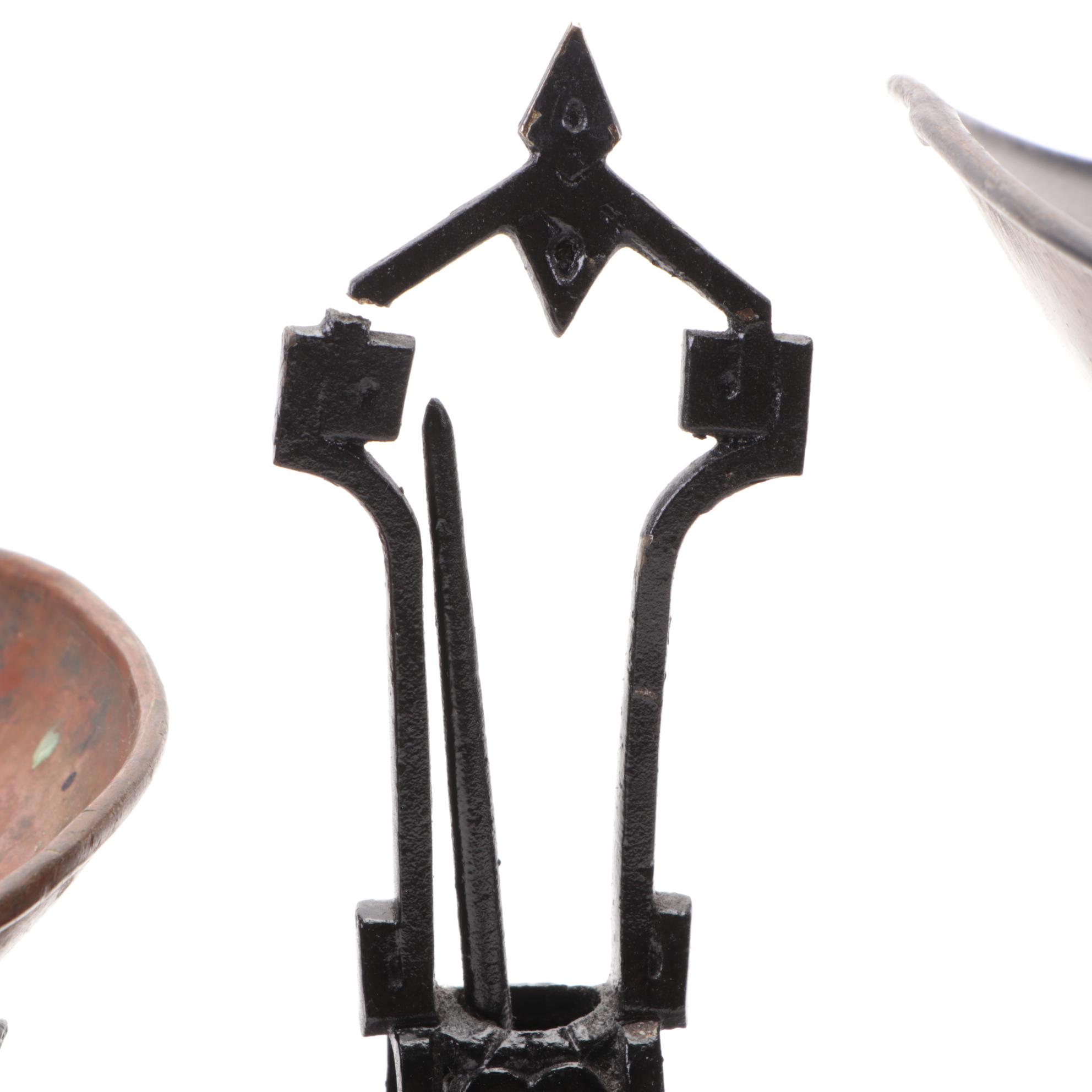 W&T Avery Cast Iron Scale with Weights