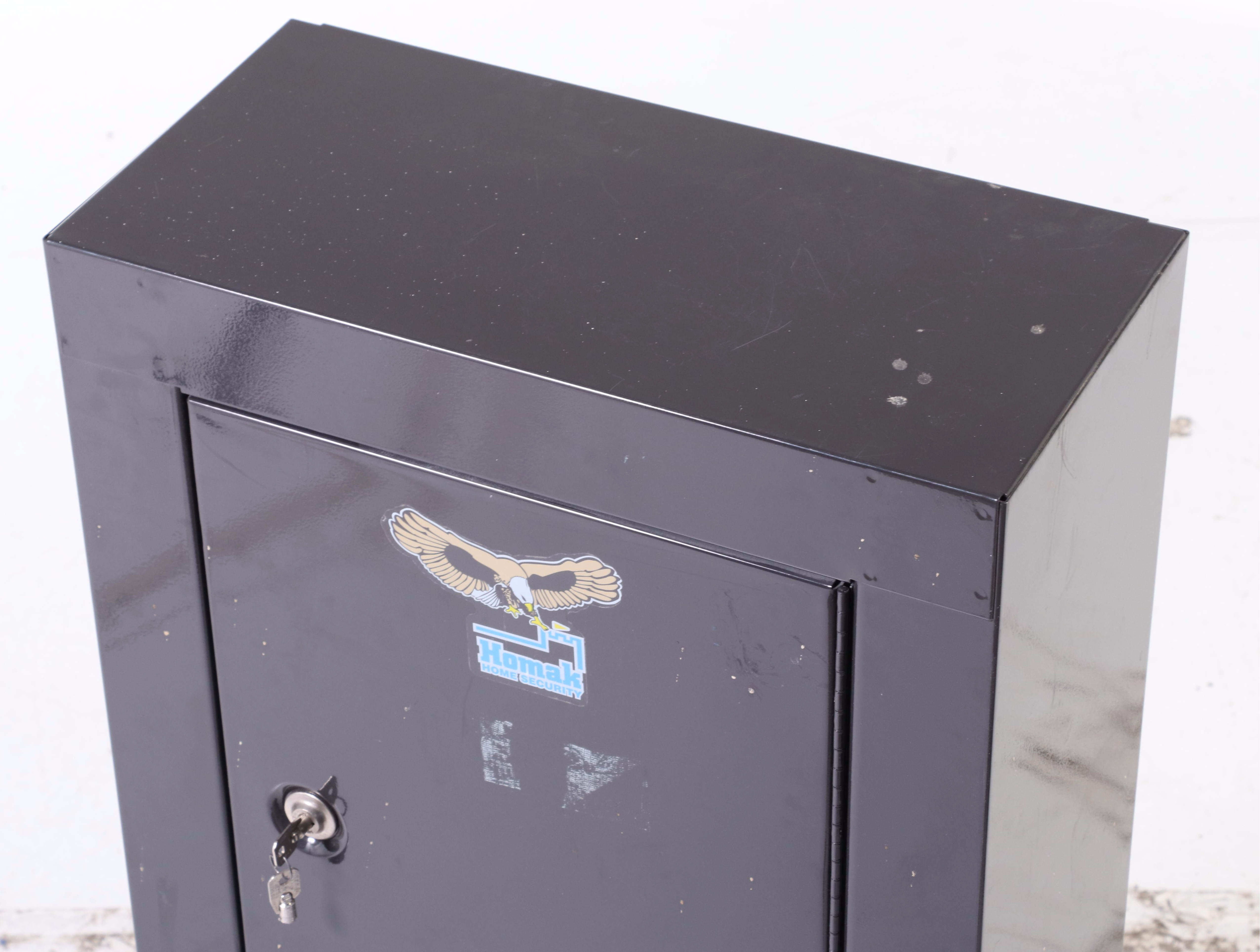 Homak Home Security Steel 8-Gun Cabinet