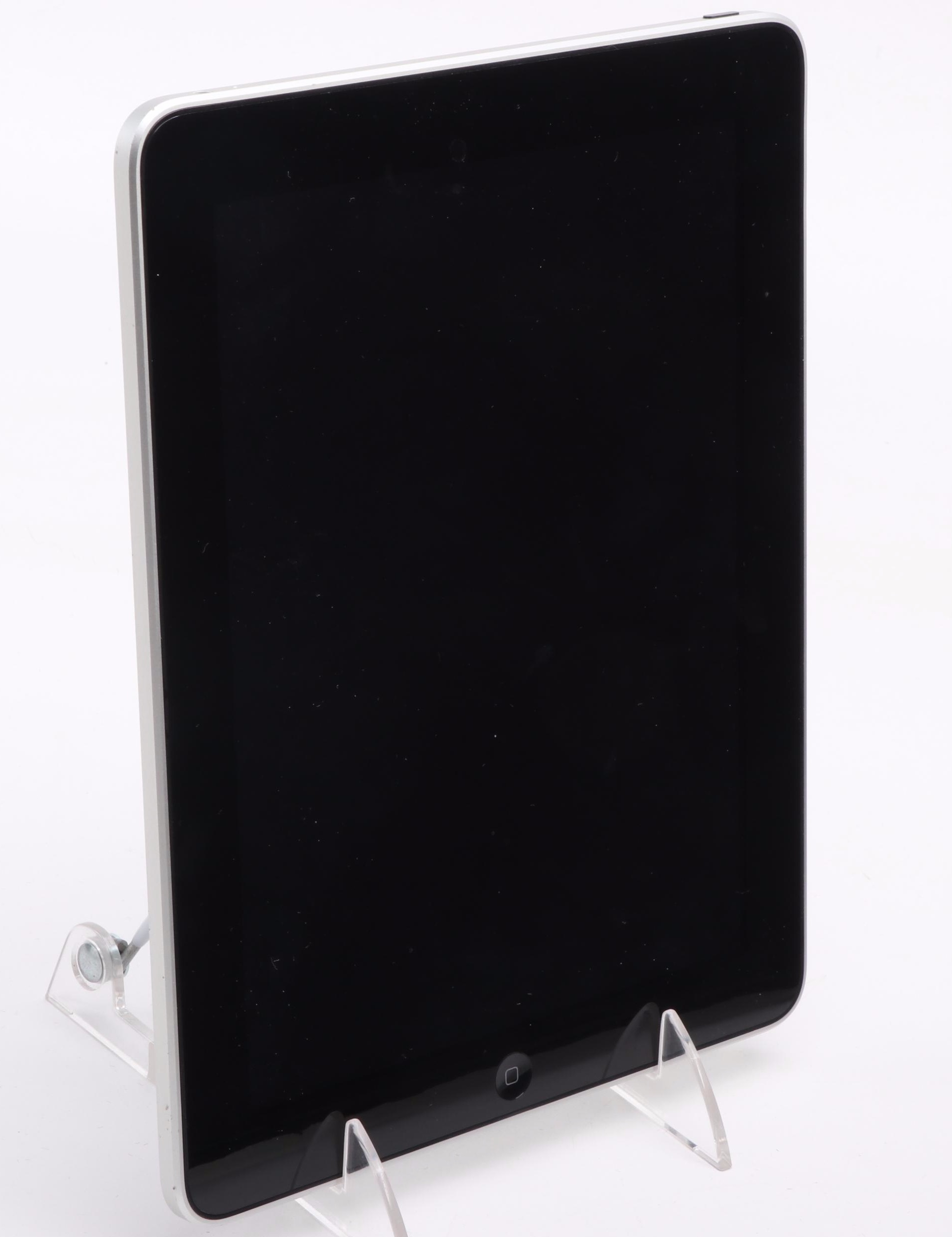 16GB Apple First Generation iPad with Box