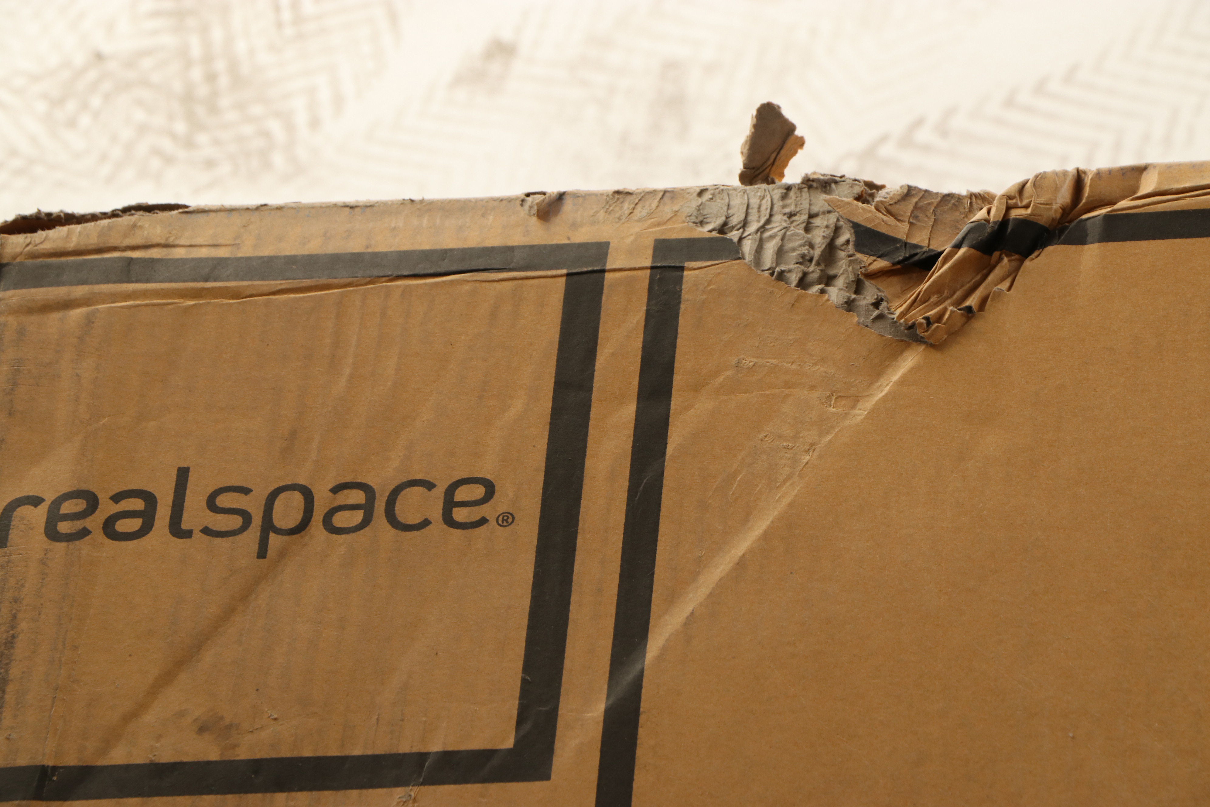 Realspace "DeJori" Contemporary Charcoal Finish Laminate L-Shaped Desk w/ Hutch