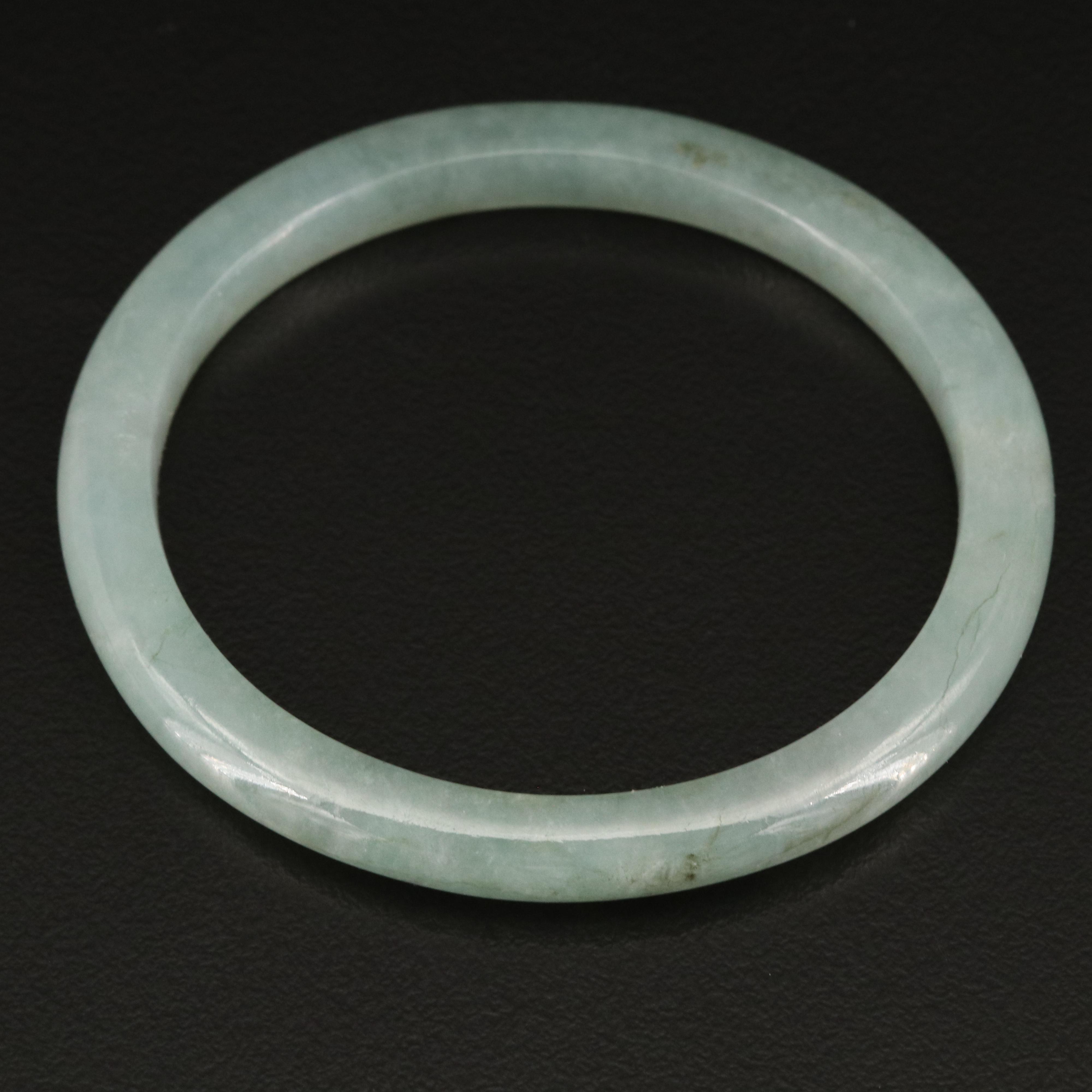 Jadeite Oval Hololith Bangel