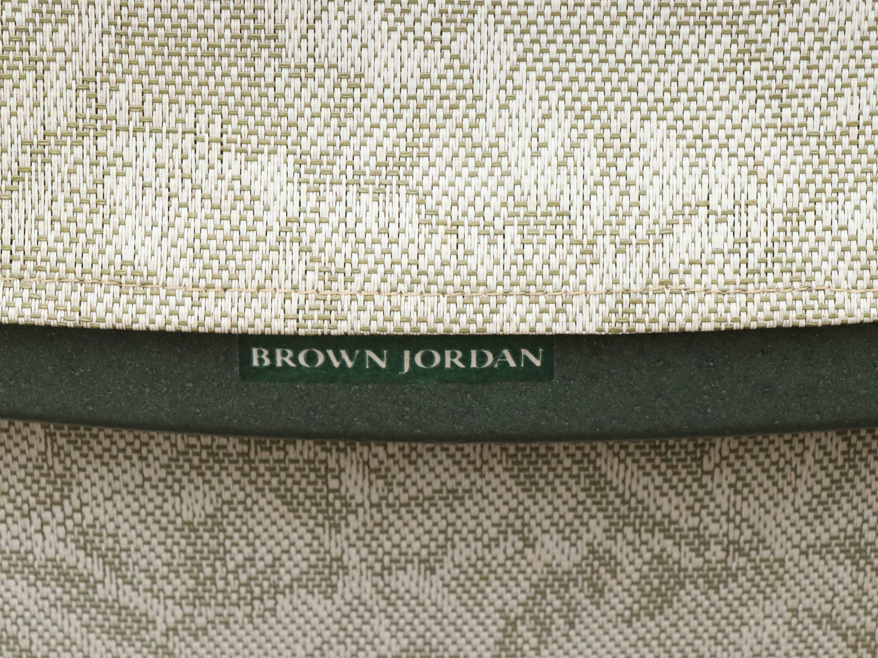 Brown Jordan Sage Green Patio Dining Table and Chairs with Chair Covers