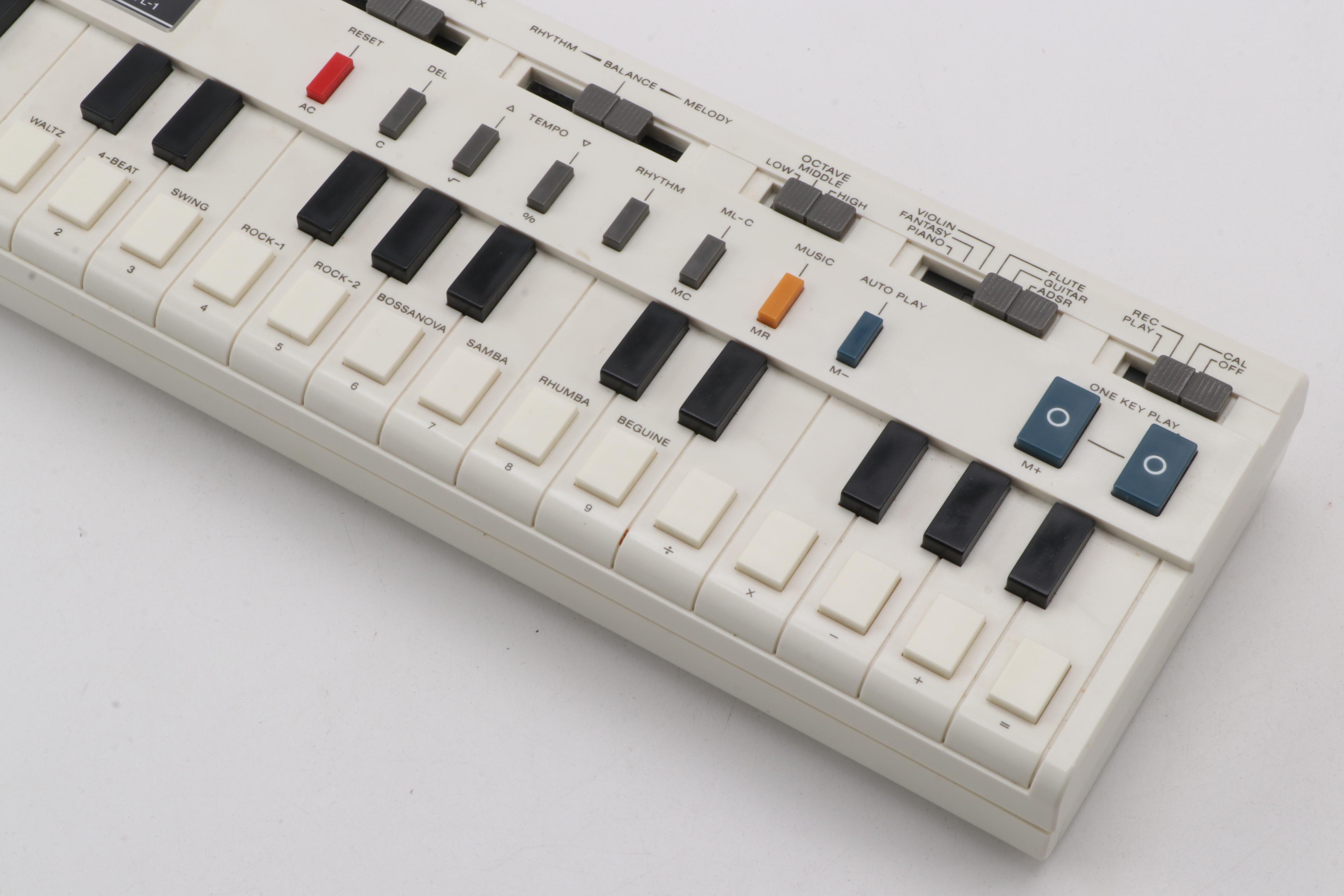 Casio VL-Tone Synthesizer with Soft Case