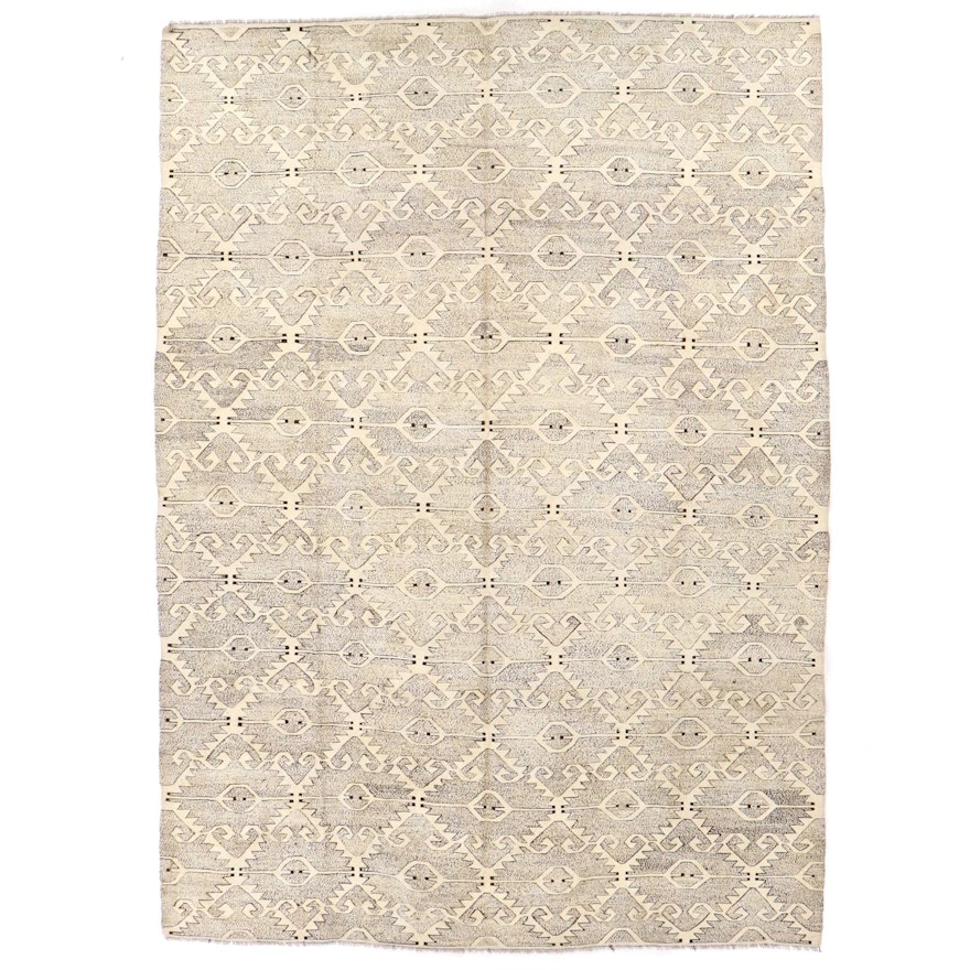 9'1 x 12'9 Handwoven Kilim Room Sized Rug