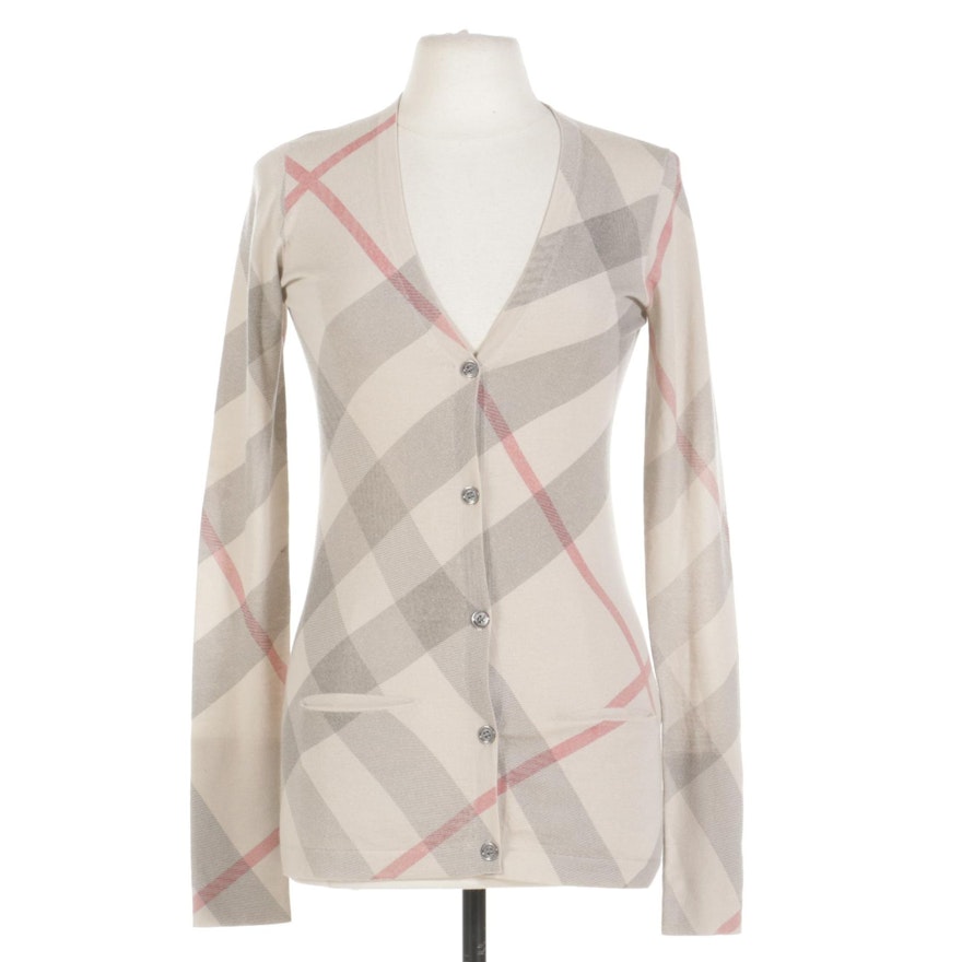 Burberry Lightweight Wool and Cashmere Cardigan Sweater with Pockets