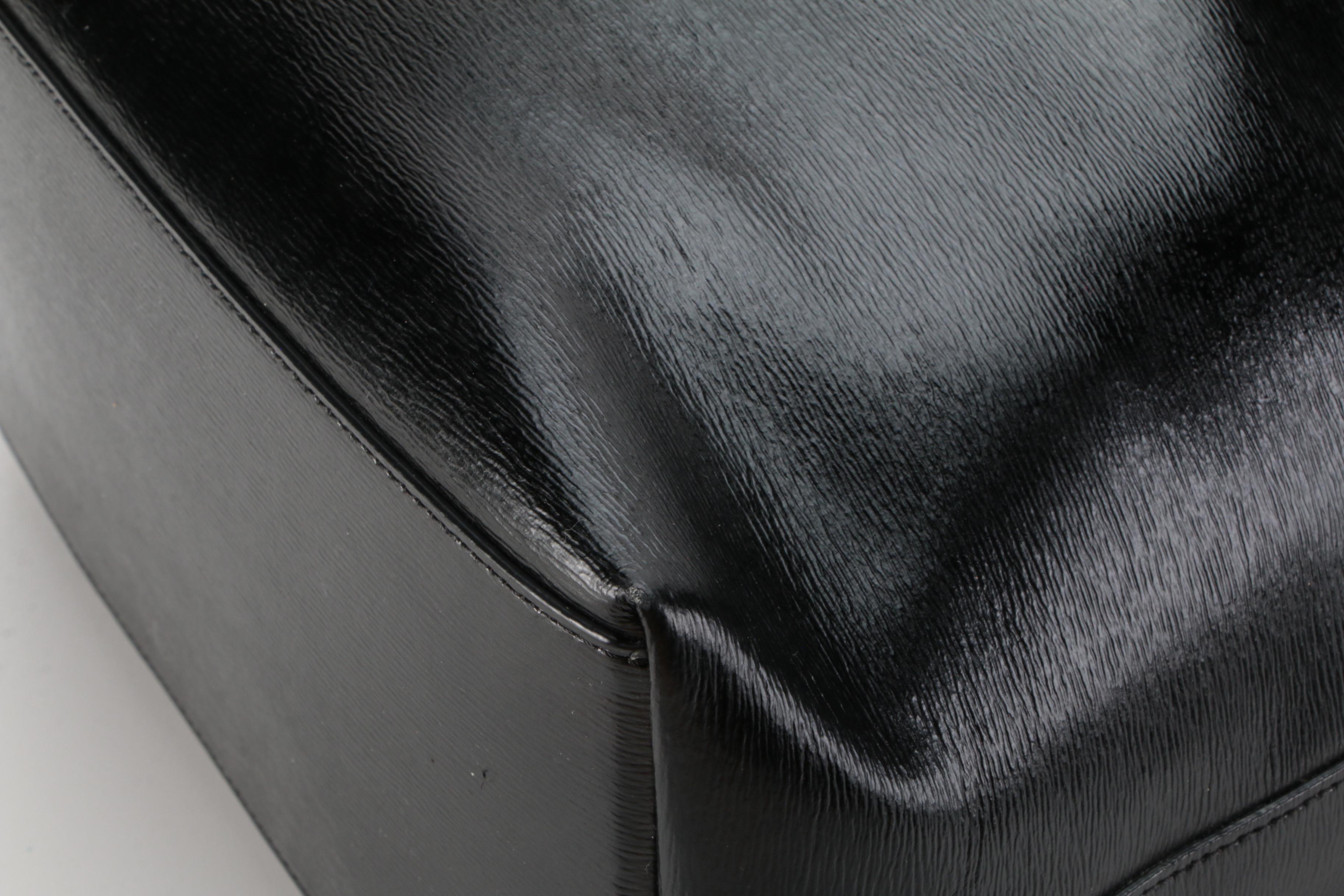 LAUREN Ralph Lauren Tate Hobo Shoulder Tote in Black Textured Leather