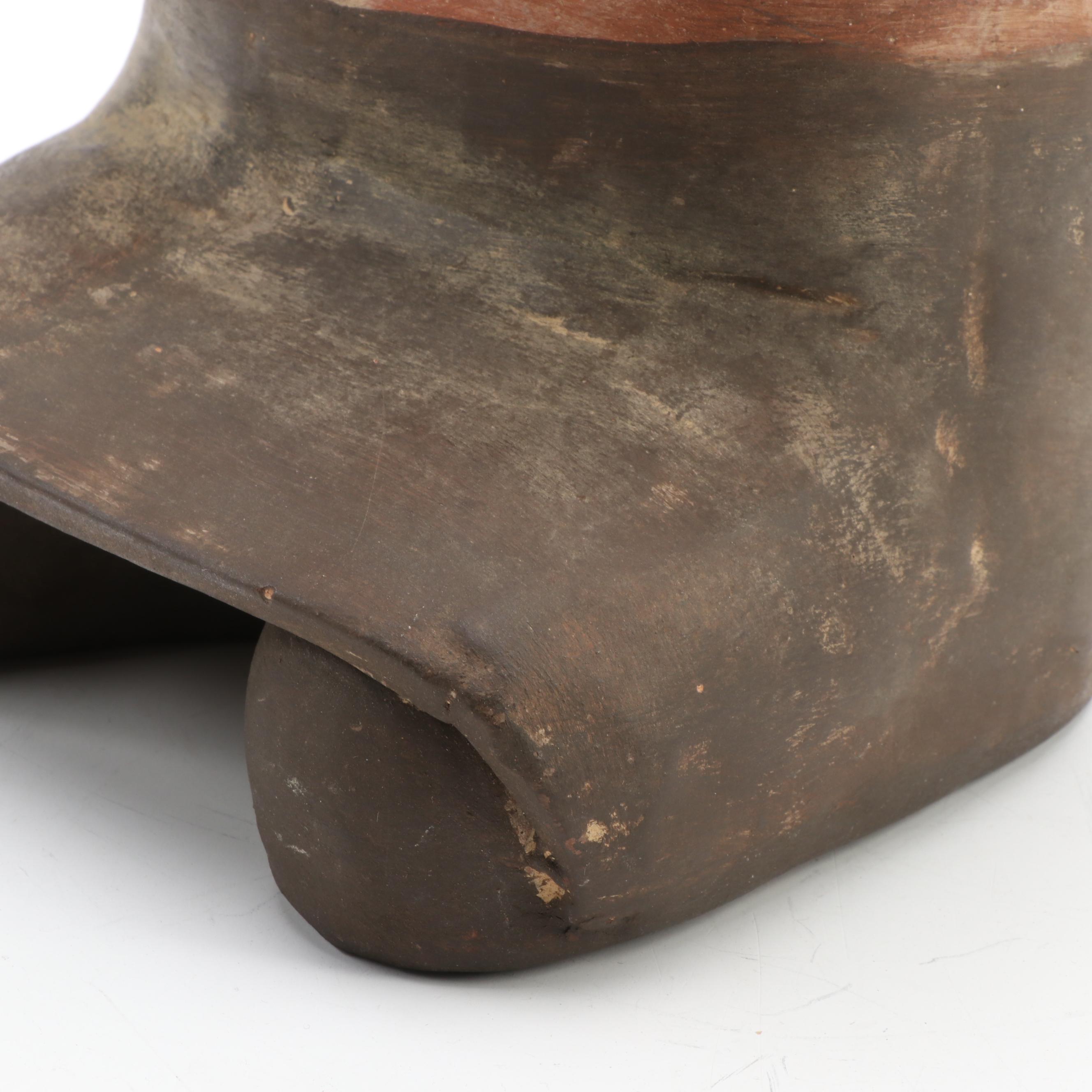 Hieratic Ameca-Ezatlán Style Reproduction of a Terracotta Jalisco Tomb Figurine