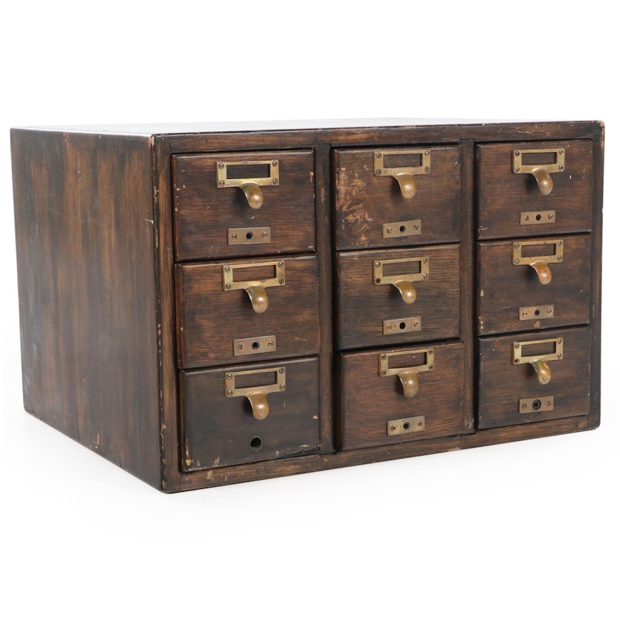 American Oak Nine-Drawer Tabletop Card File Cabinet, Early to Mid 20th Century