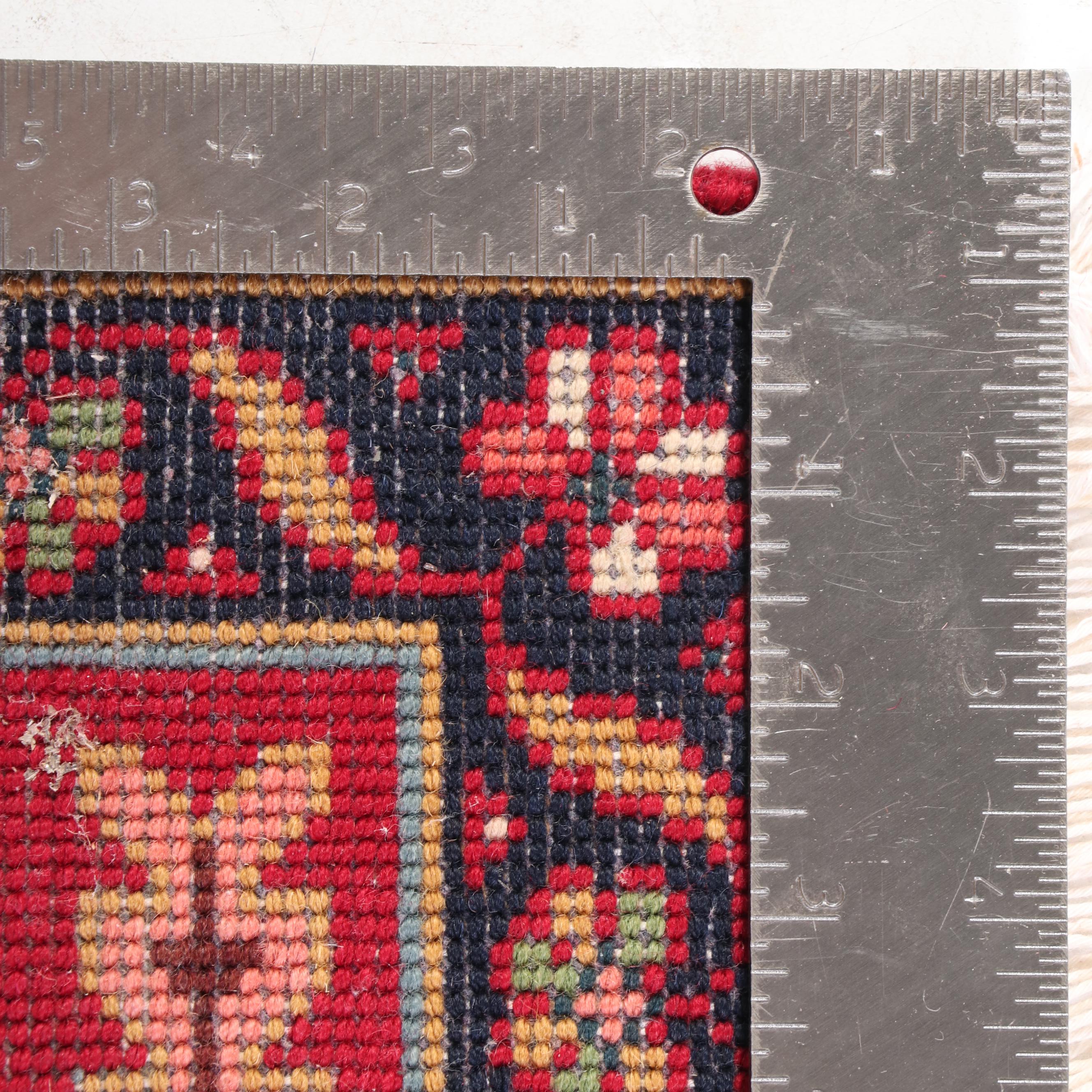 1'5 x 2'2 Hand-Knotted Indian Cottage Industries Indian "Karaja" Wool Floor Mat