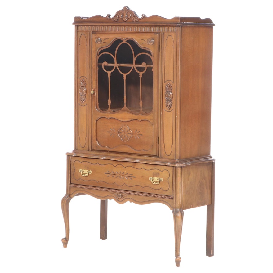 Queen Anne Style Walnut China Cabinet, Early to Mid-20 Century