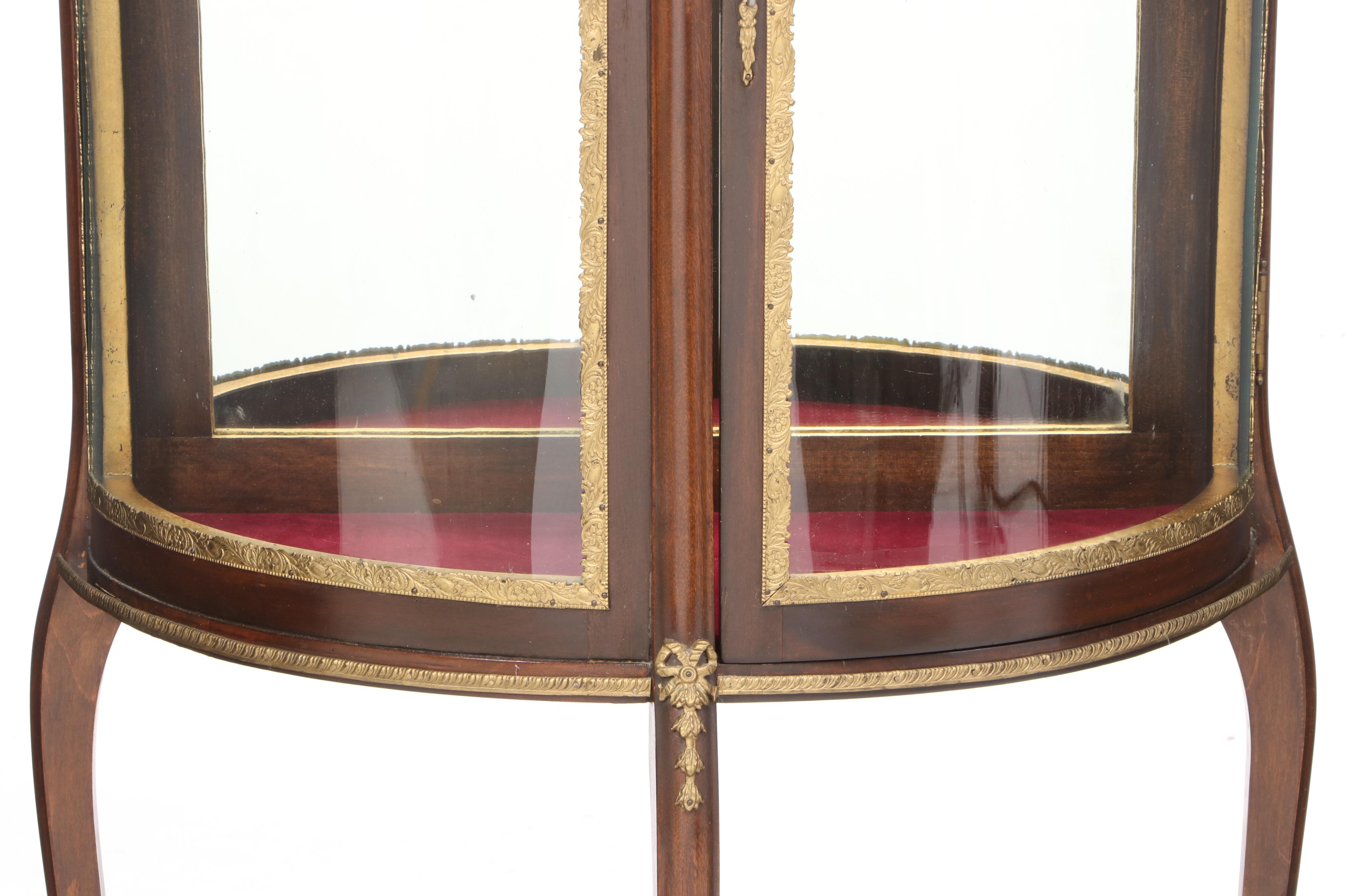 Louis XV Style Gilt Metal-Mounted Walnut Mirror-Back Vitrine