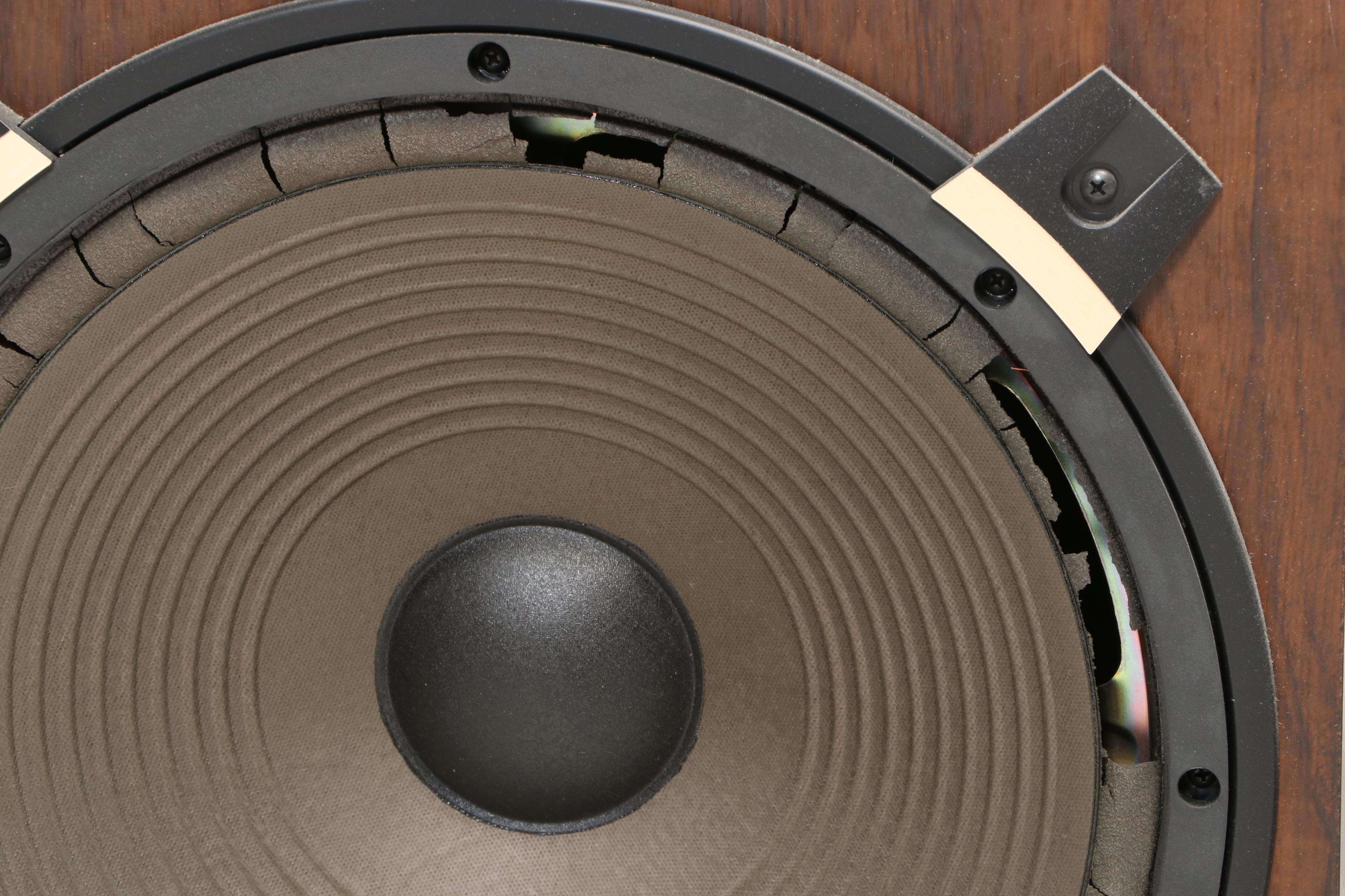 Pioneer Stereo Sound System with Disk Player, Turntable, and Floor Speakers