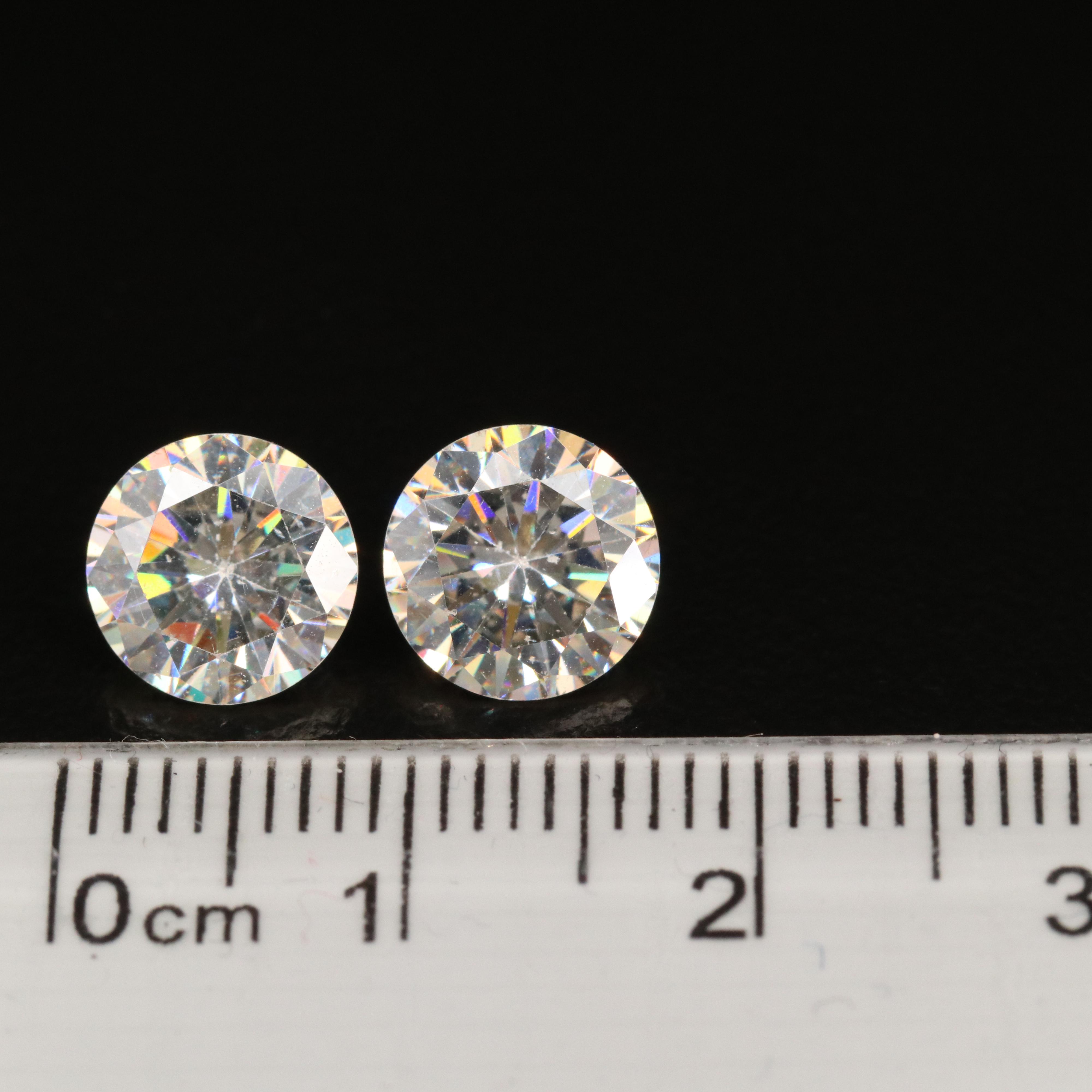 Loose 5.65 CTW Round Faceted Strontium Titanate