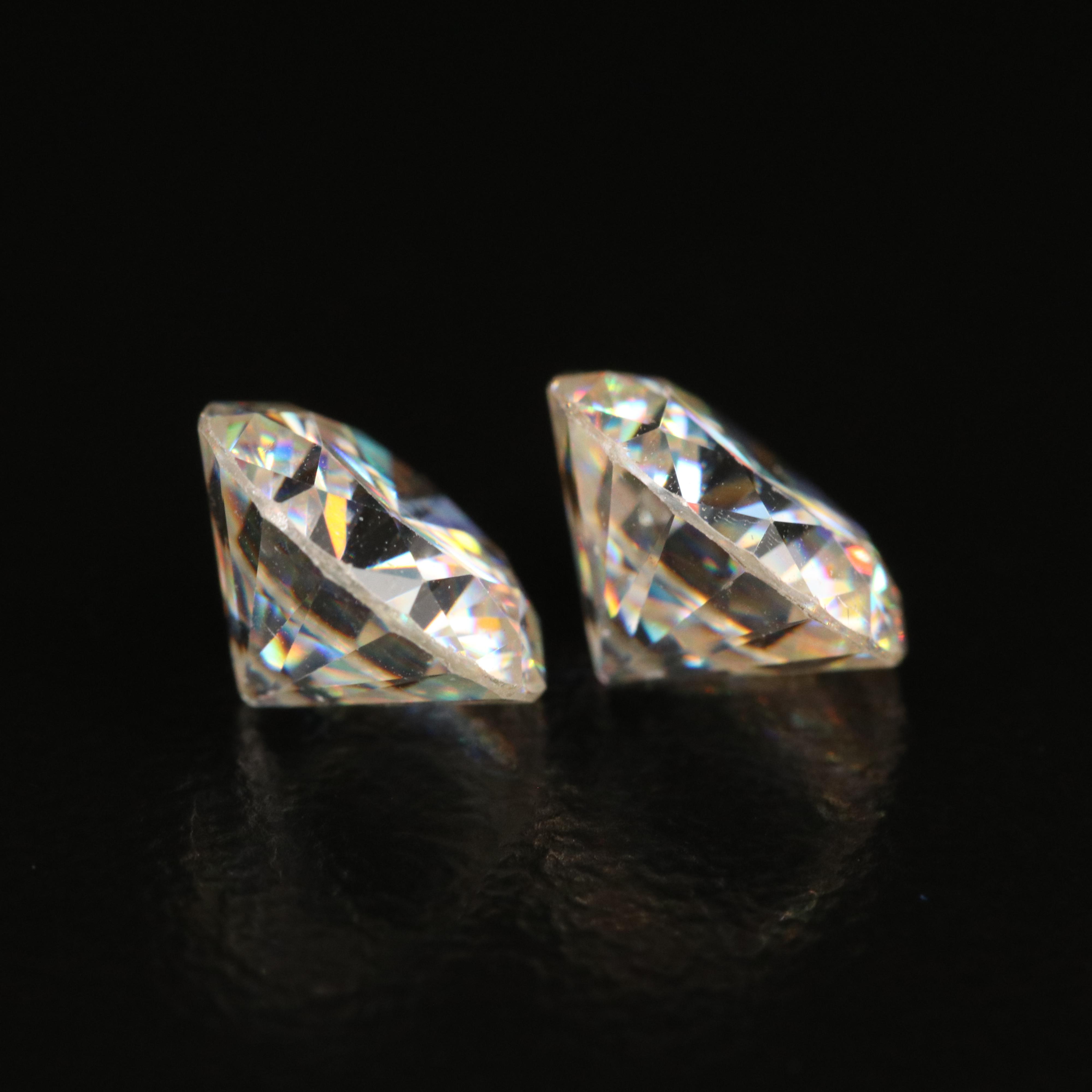 Loose 5.65 CTW Round Faceted Strontium Titanate