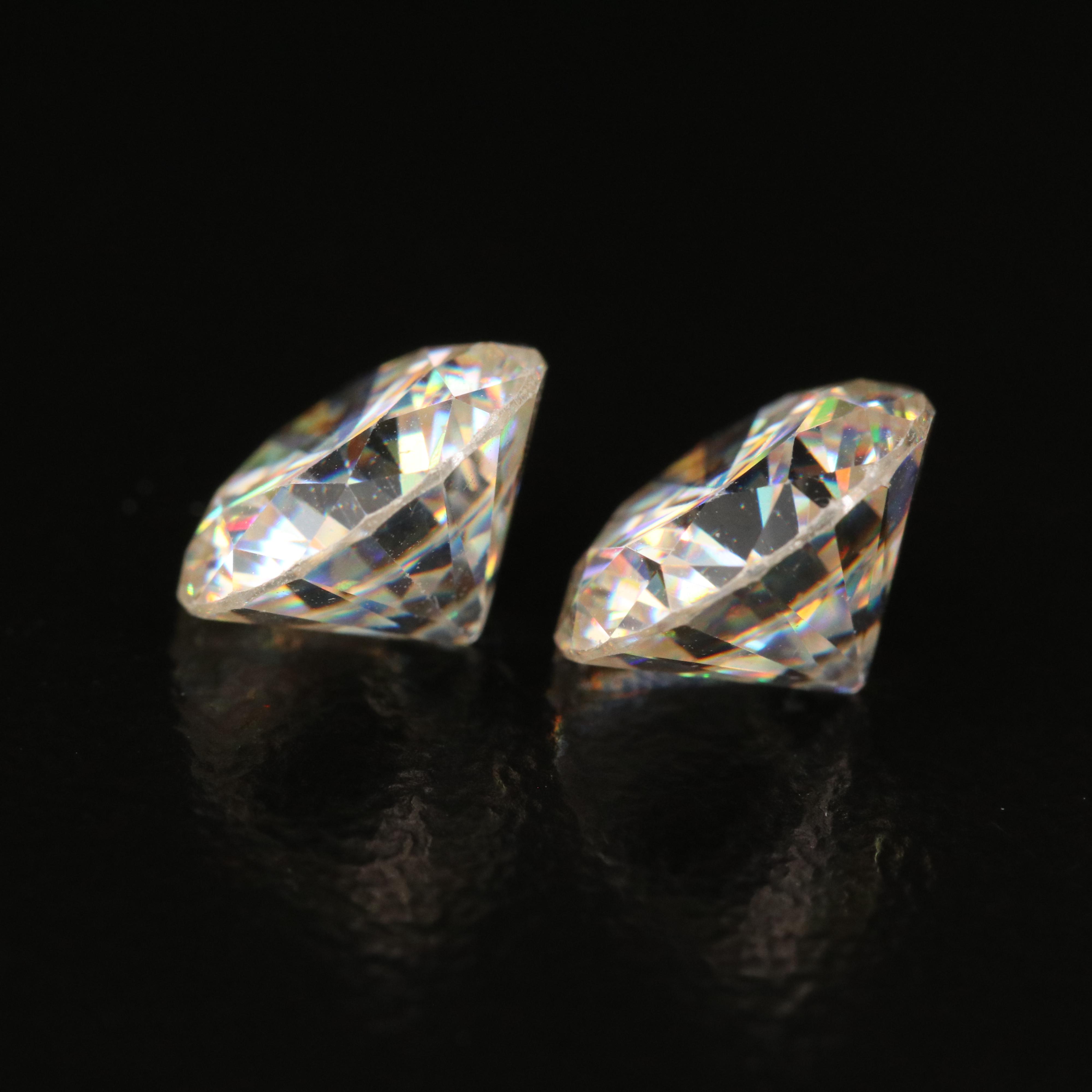 Loose 5.65 CTW Round Faceted Strontium Titanate