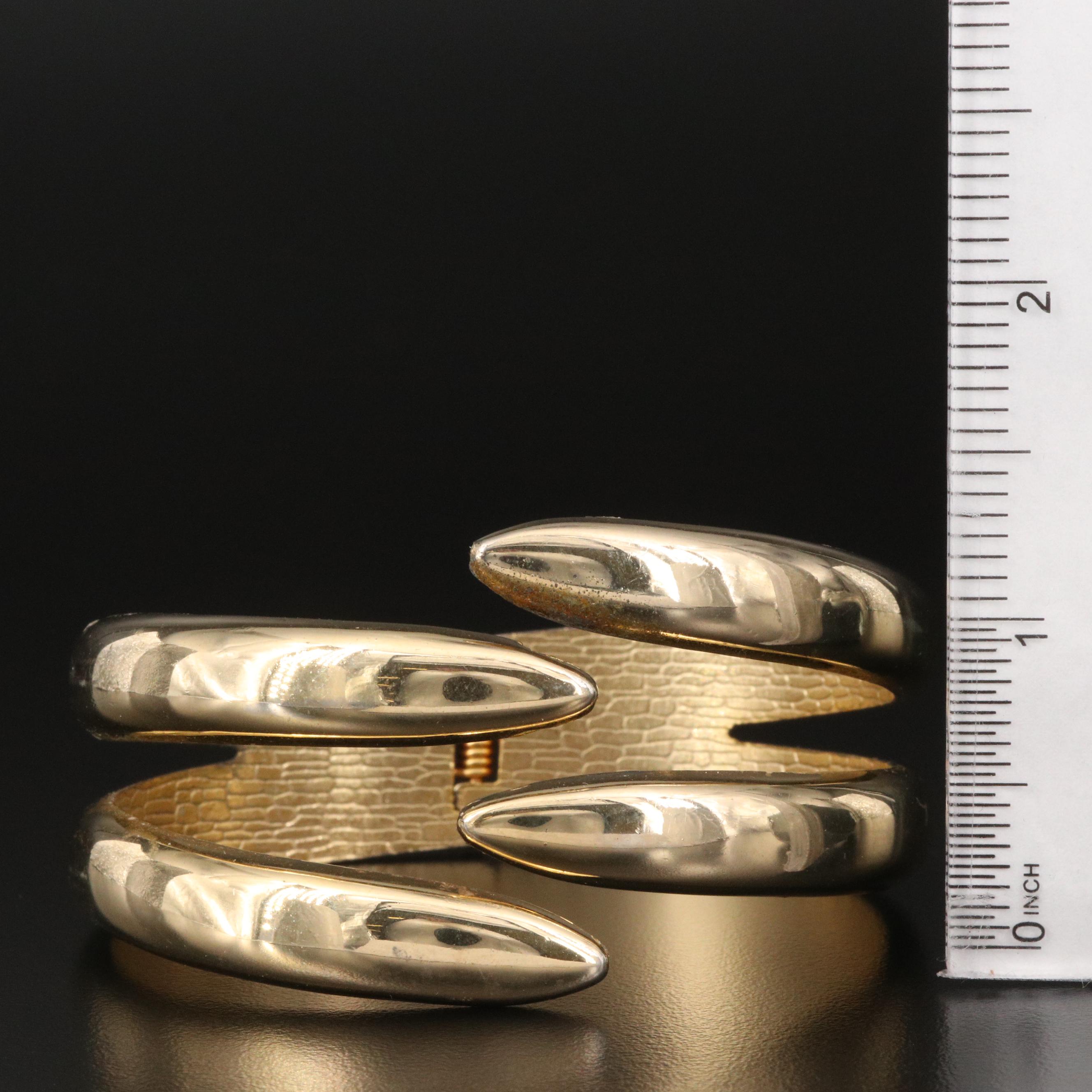 Vintage Jewelry Featuring Metropolitan Museum of Art