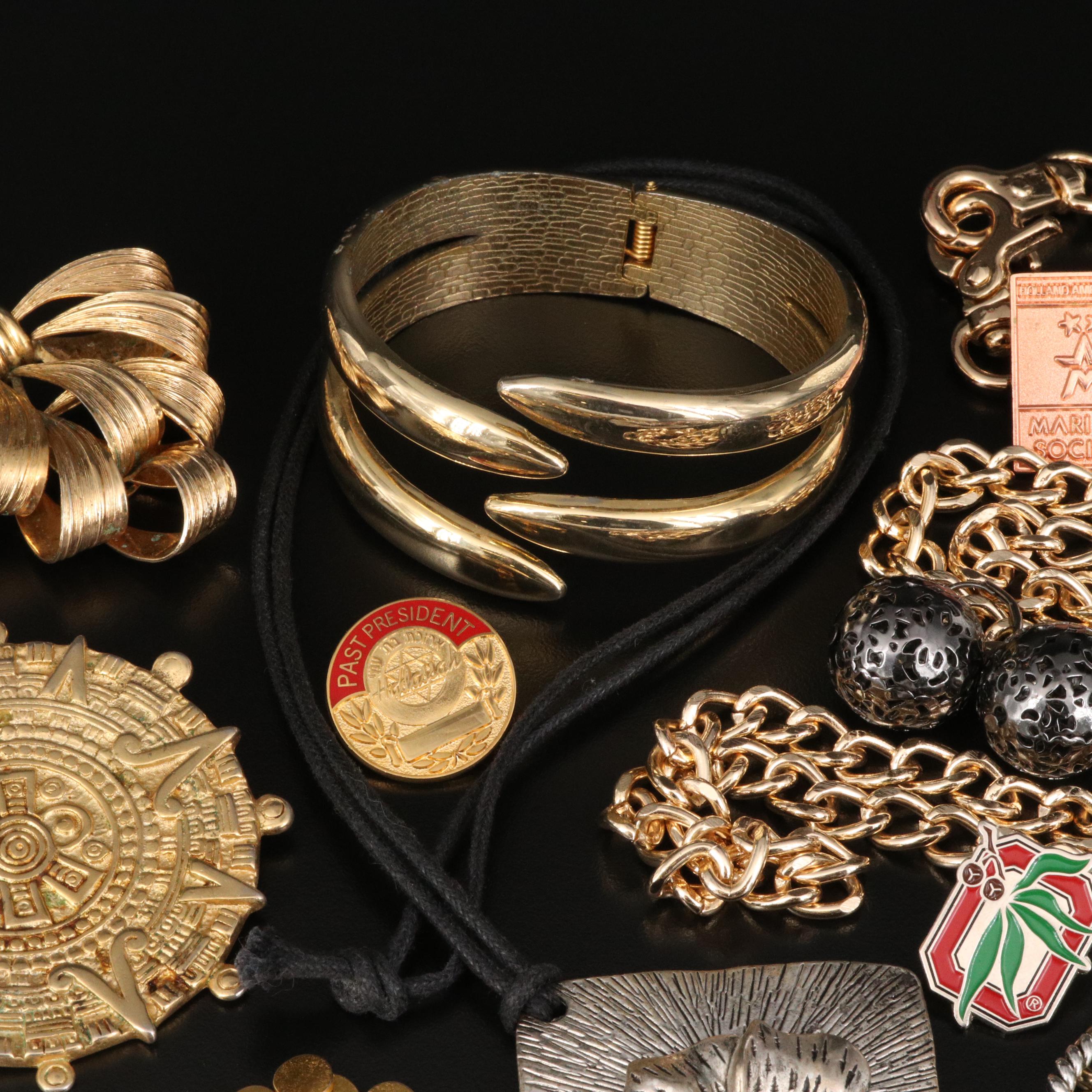 Vintage Jewelry Featuring Metropolitan Museum of Art