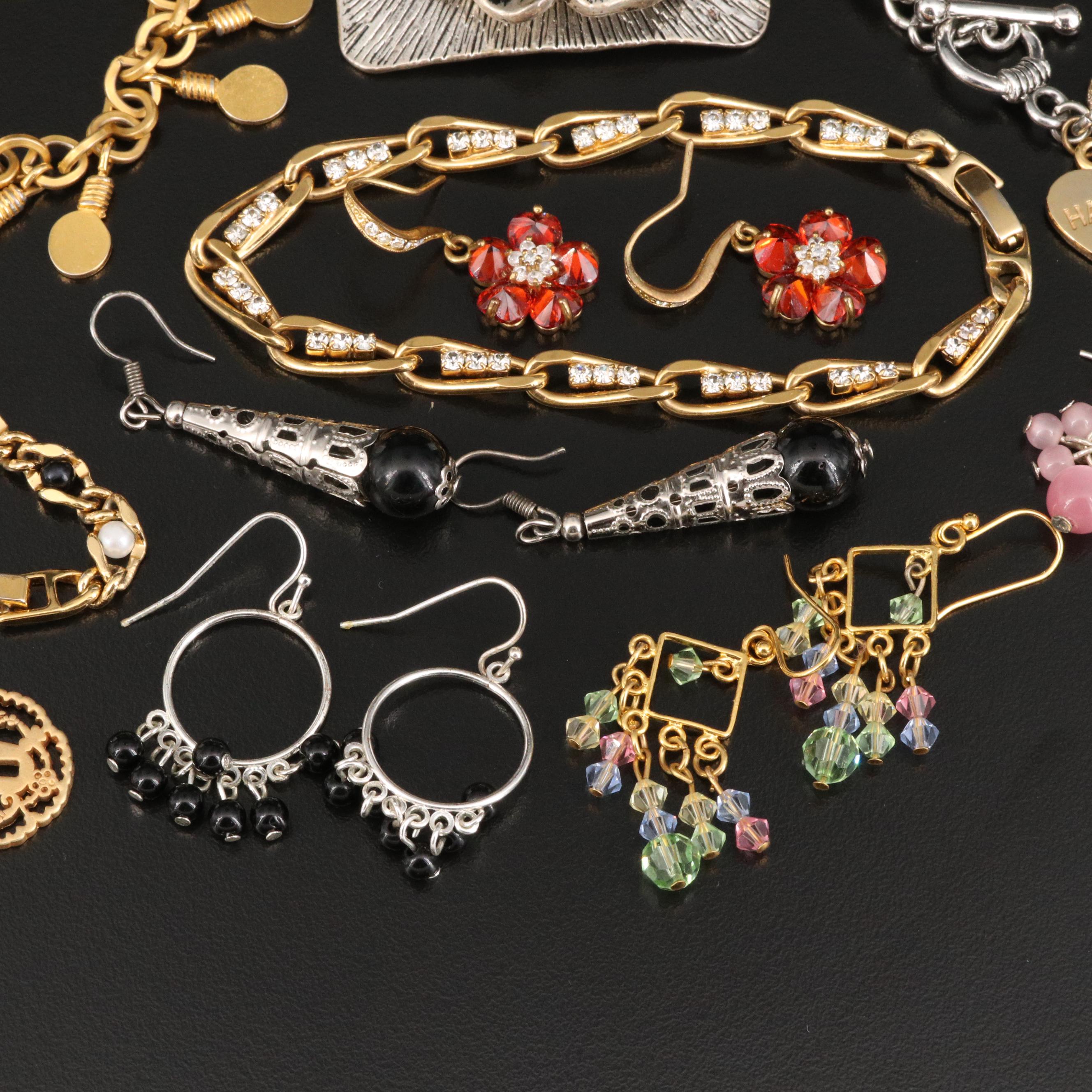 Vintage Jewelry Featuring Metropolitan Museum of Art